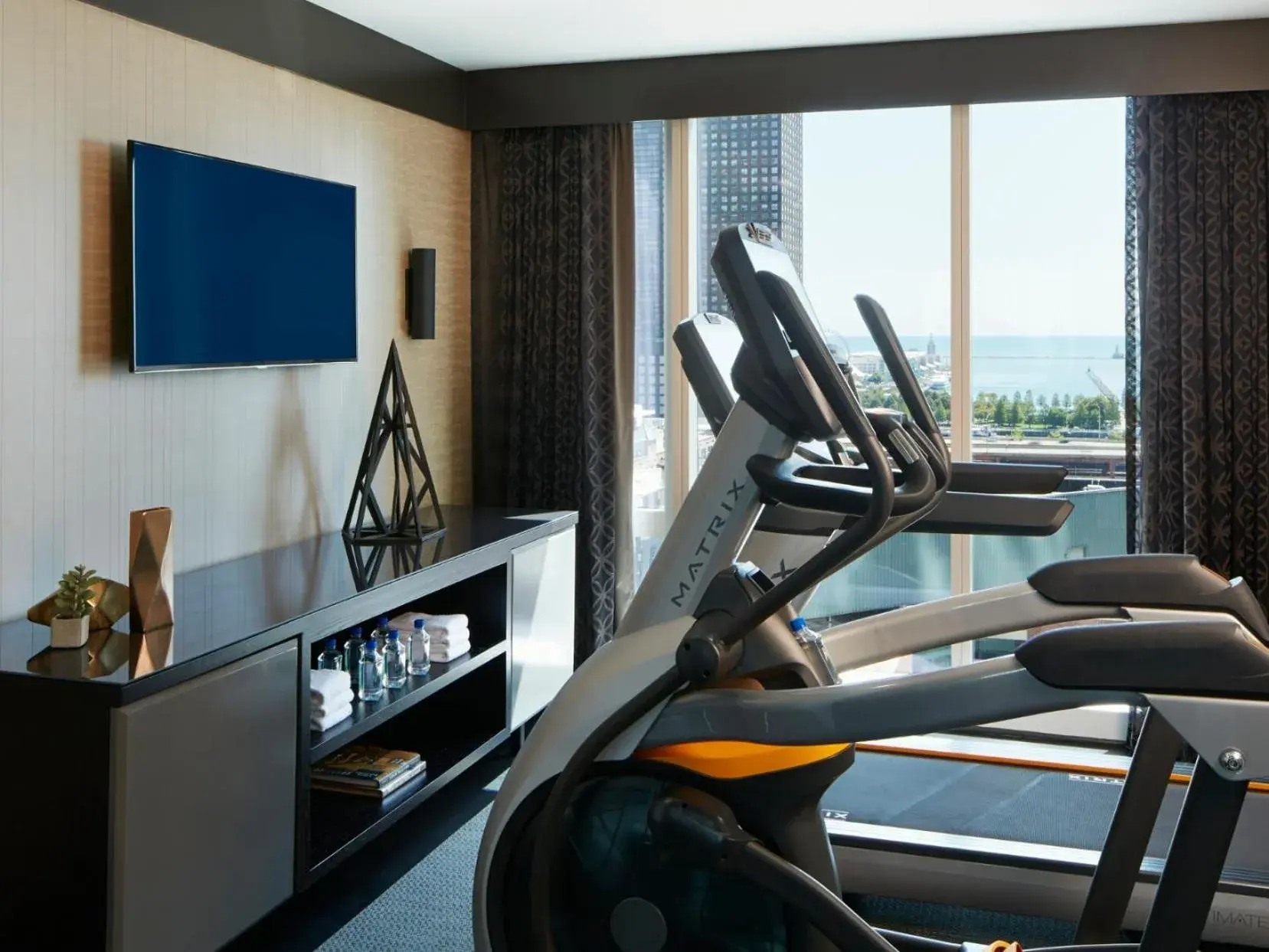 Fitness centre/facilities in Loews Chicago Hotel Fitness centre/facilities in Loews Chicago Hotel