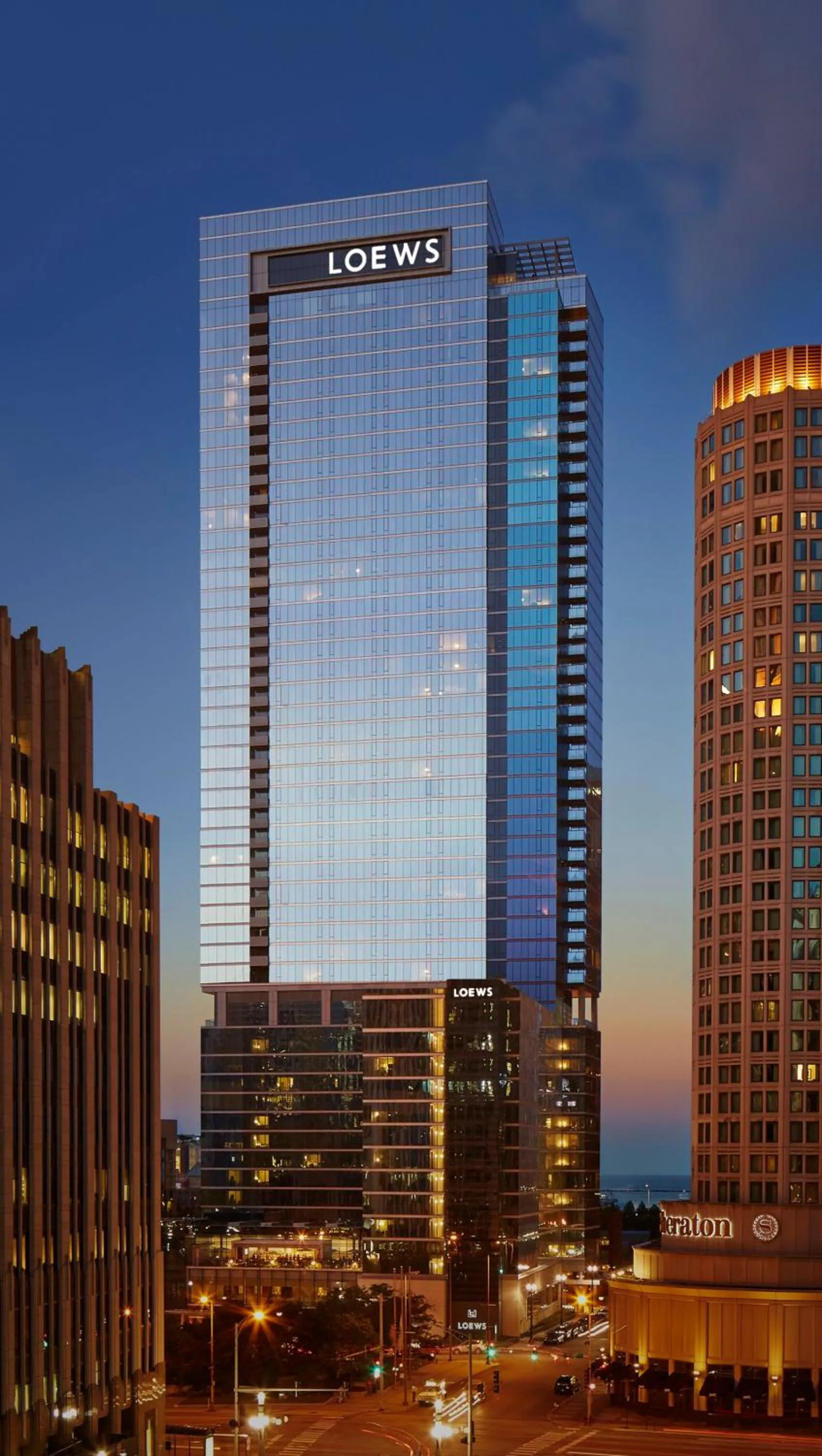 Property building in Loews Chicago Hotel