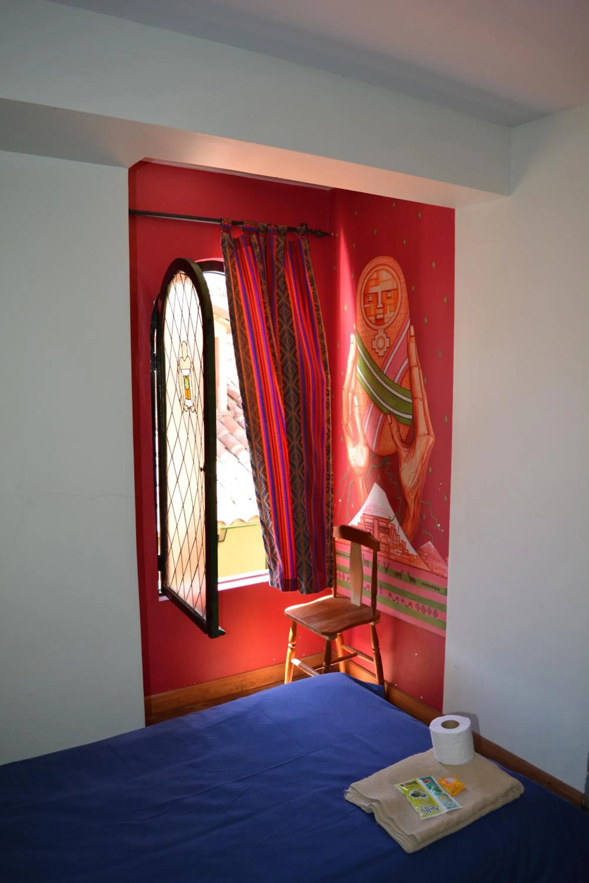Decorative detail, Bed in Anata Hostal