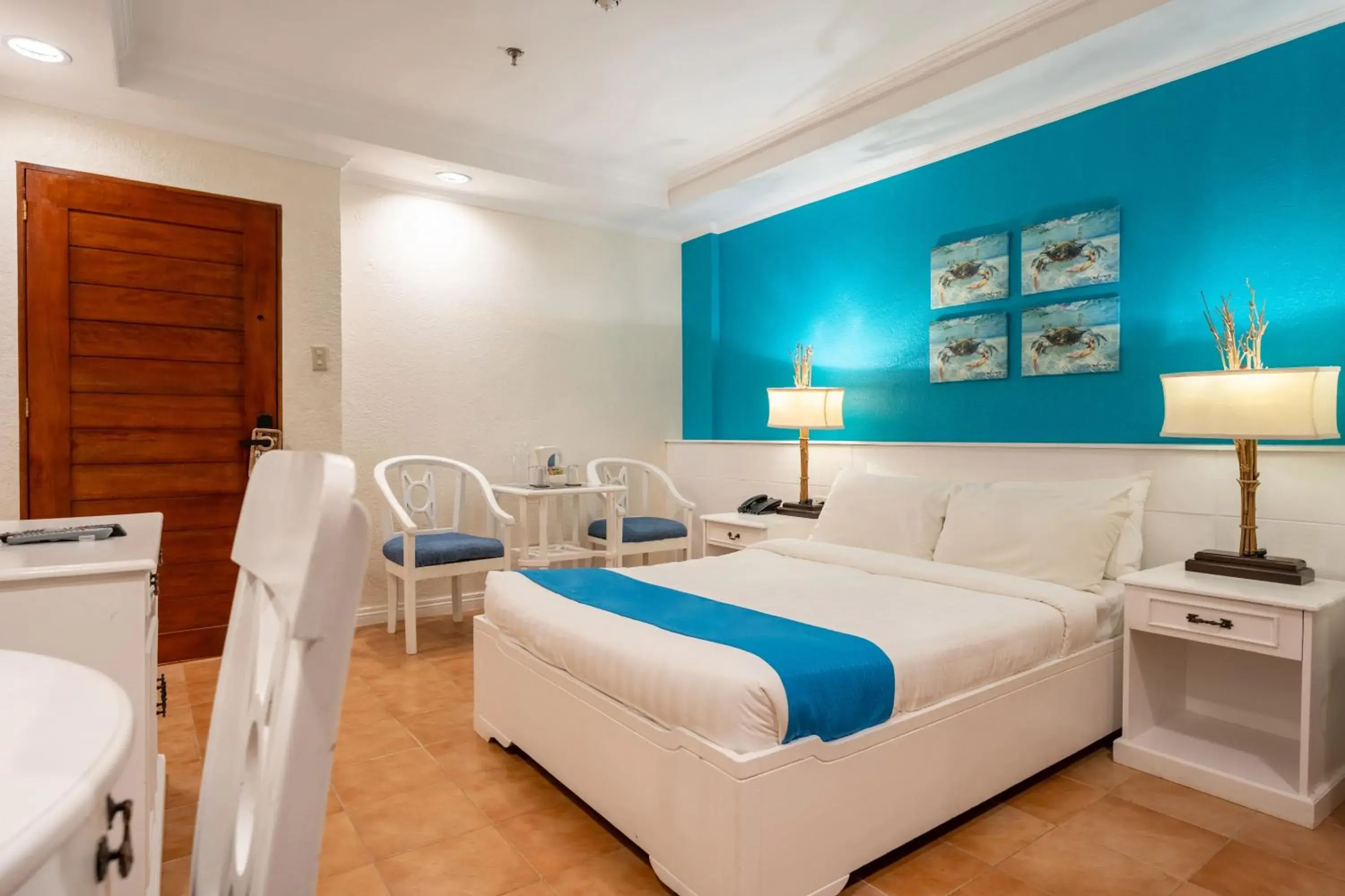 Deluxe Double Room in Le Soleil de Boracay Hotel Deluxe Double Room in Le Soleil de Boracay Hotel