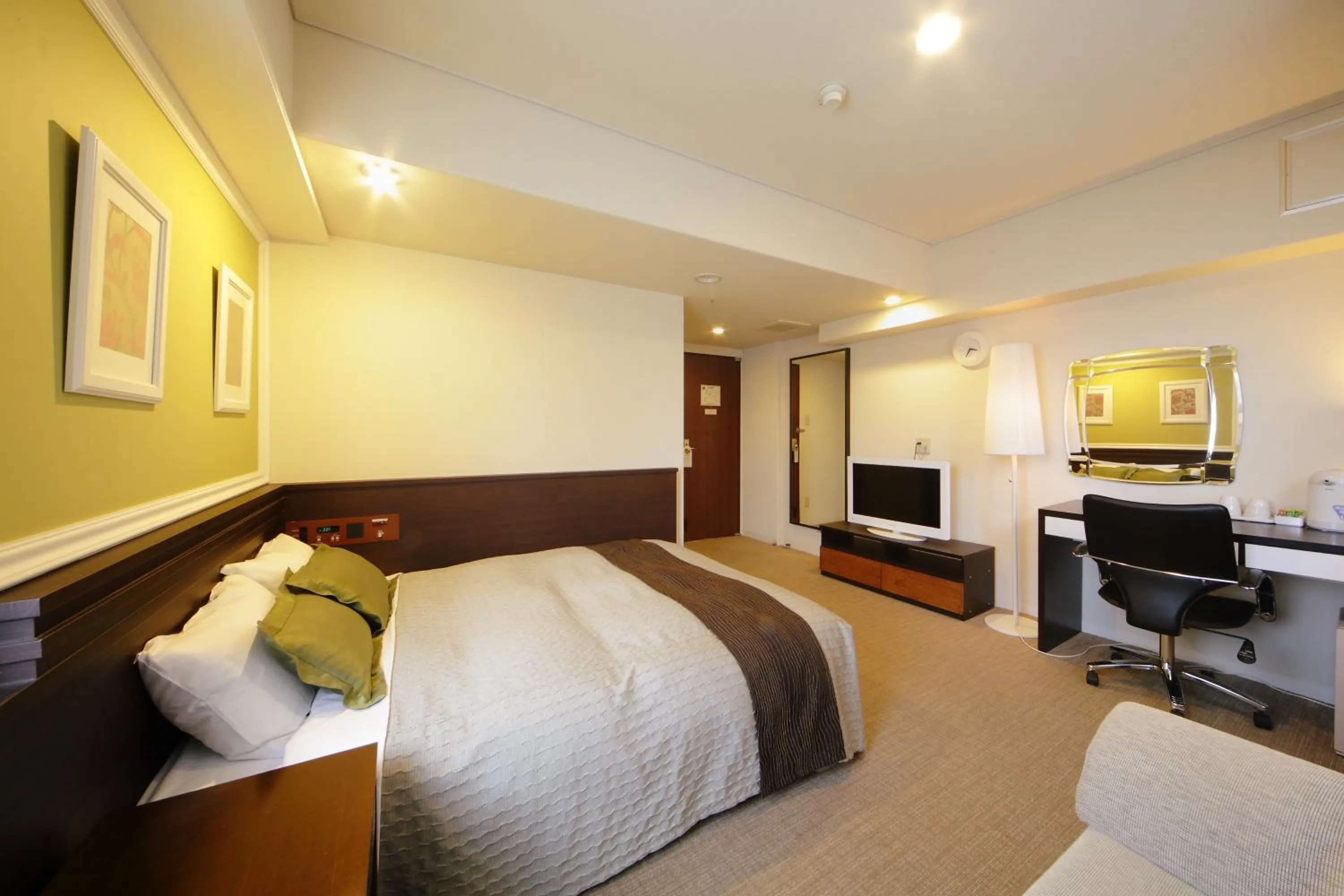 Photo of the whole room, Bed in Grand Park Hotel EX Fukushimaebisu