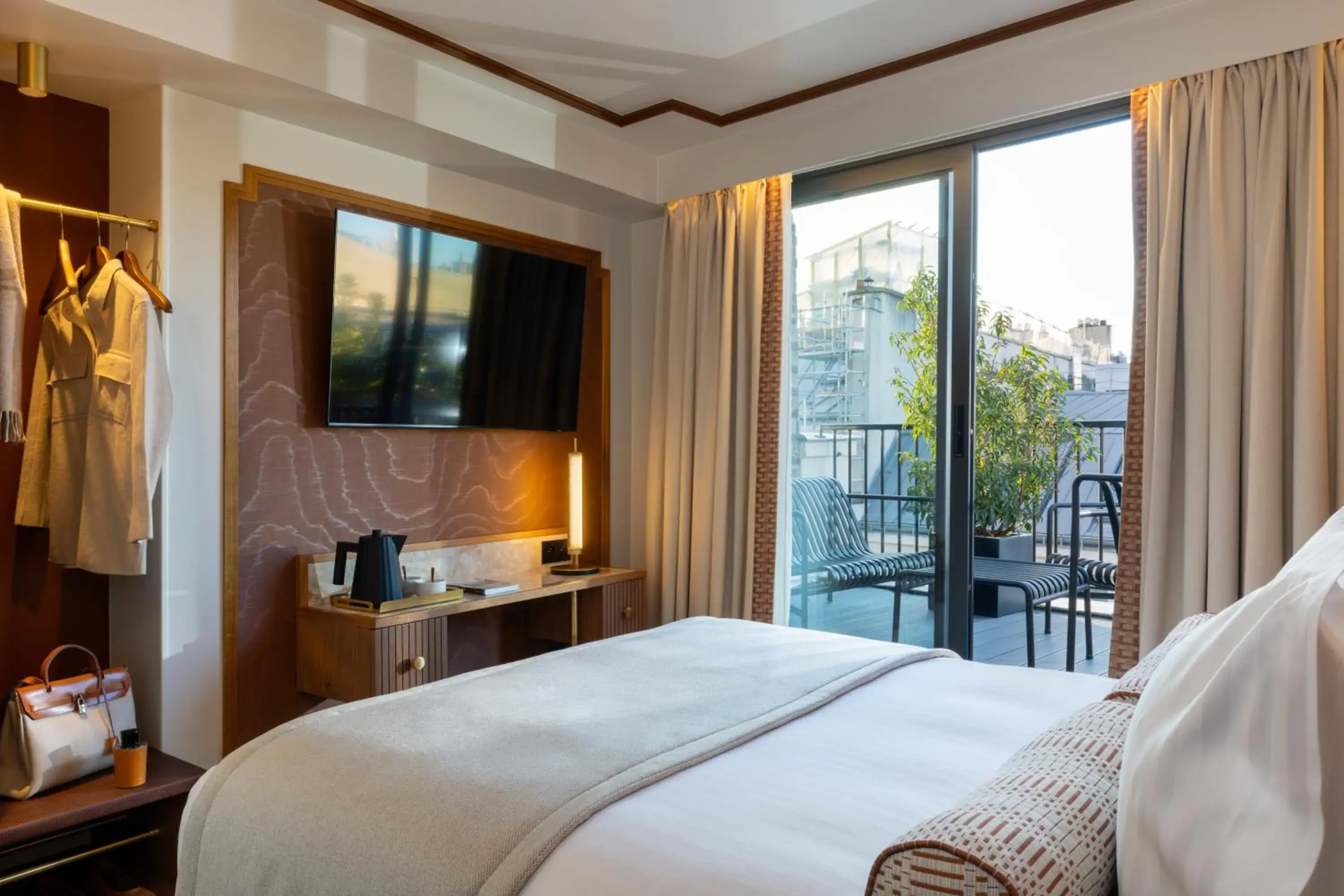 Superior Room with Balcony in Hôtel Filigrane & Spa Superior Room with Balcony in Hôtel Filigrane & Spa