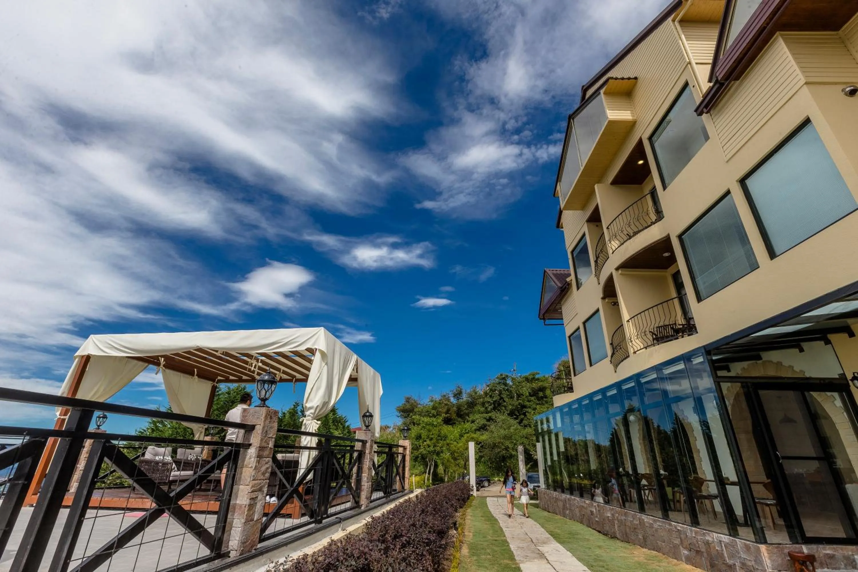 Facade/entrance in Le Retour Du Printemps Villa