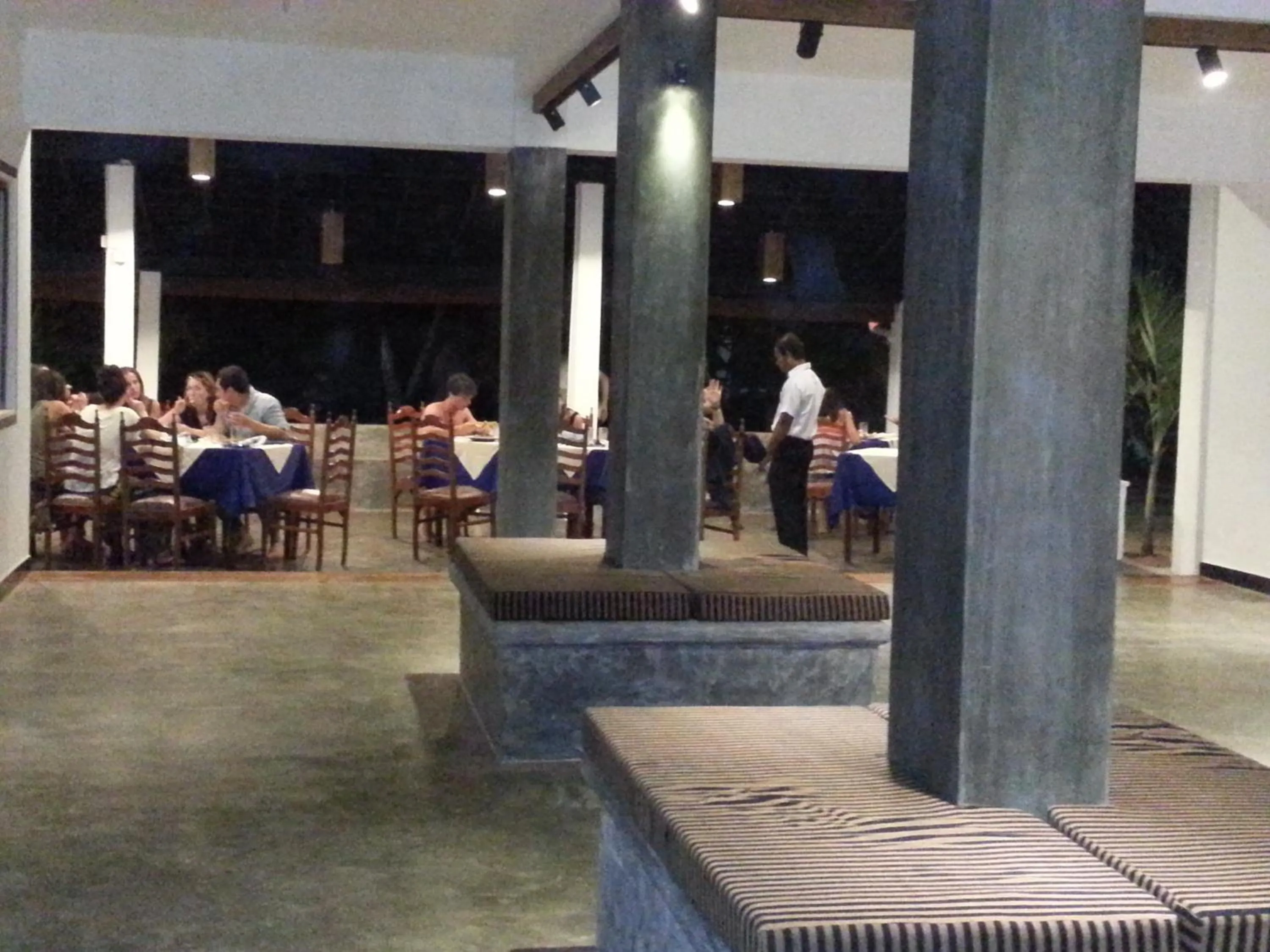 Restaurant/places to eat in Star Beach Guest House