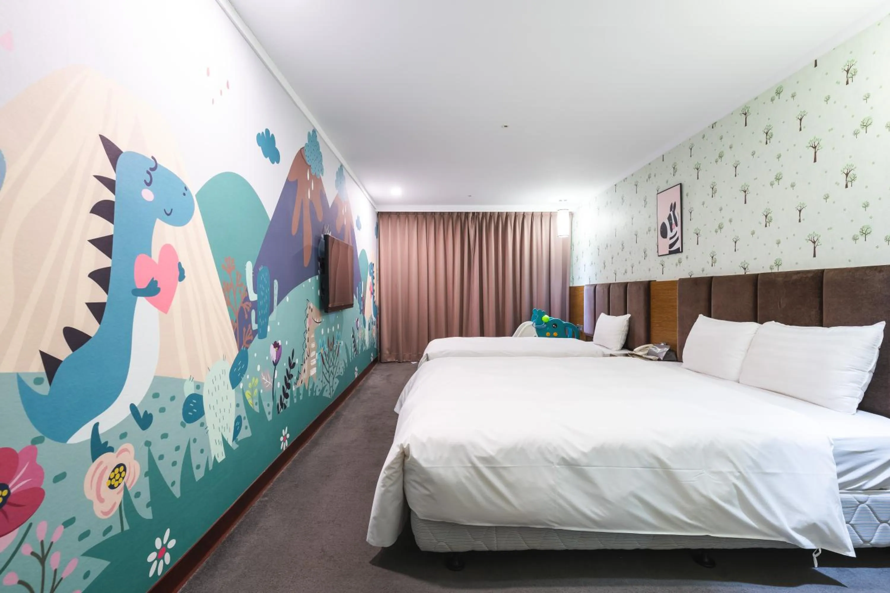 Bed in Shianghu Boutique Hotel