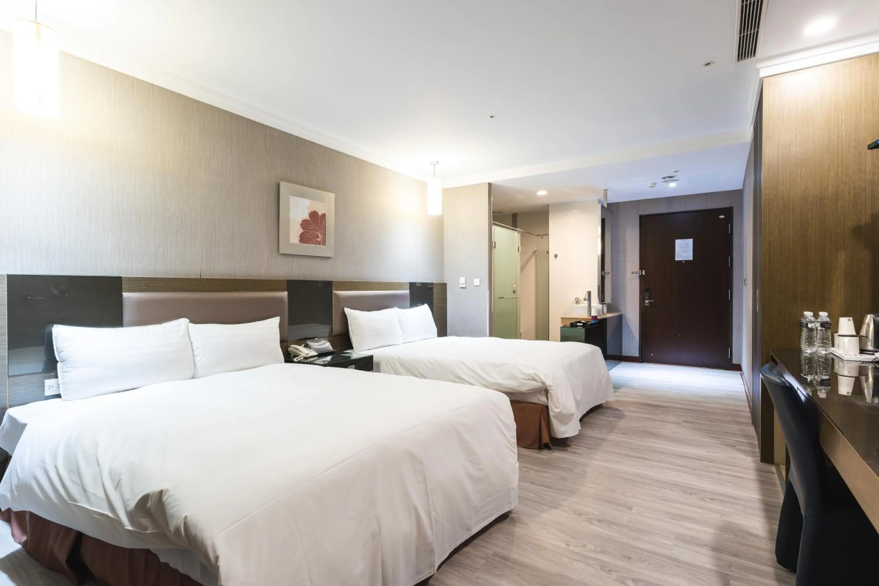 Bed in Shianghu Boutique Hotel