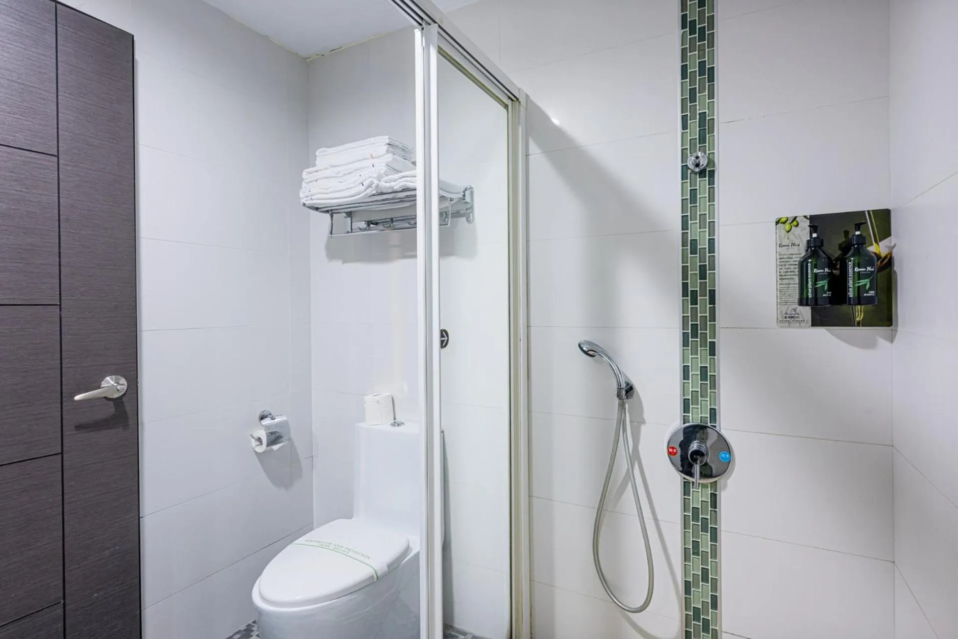 Bathroom in Shianghu Boutique Hotel