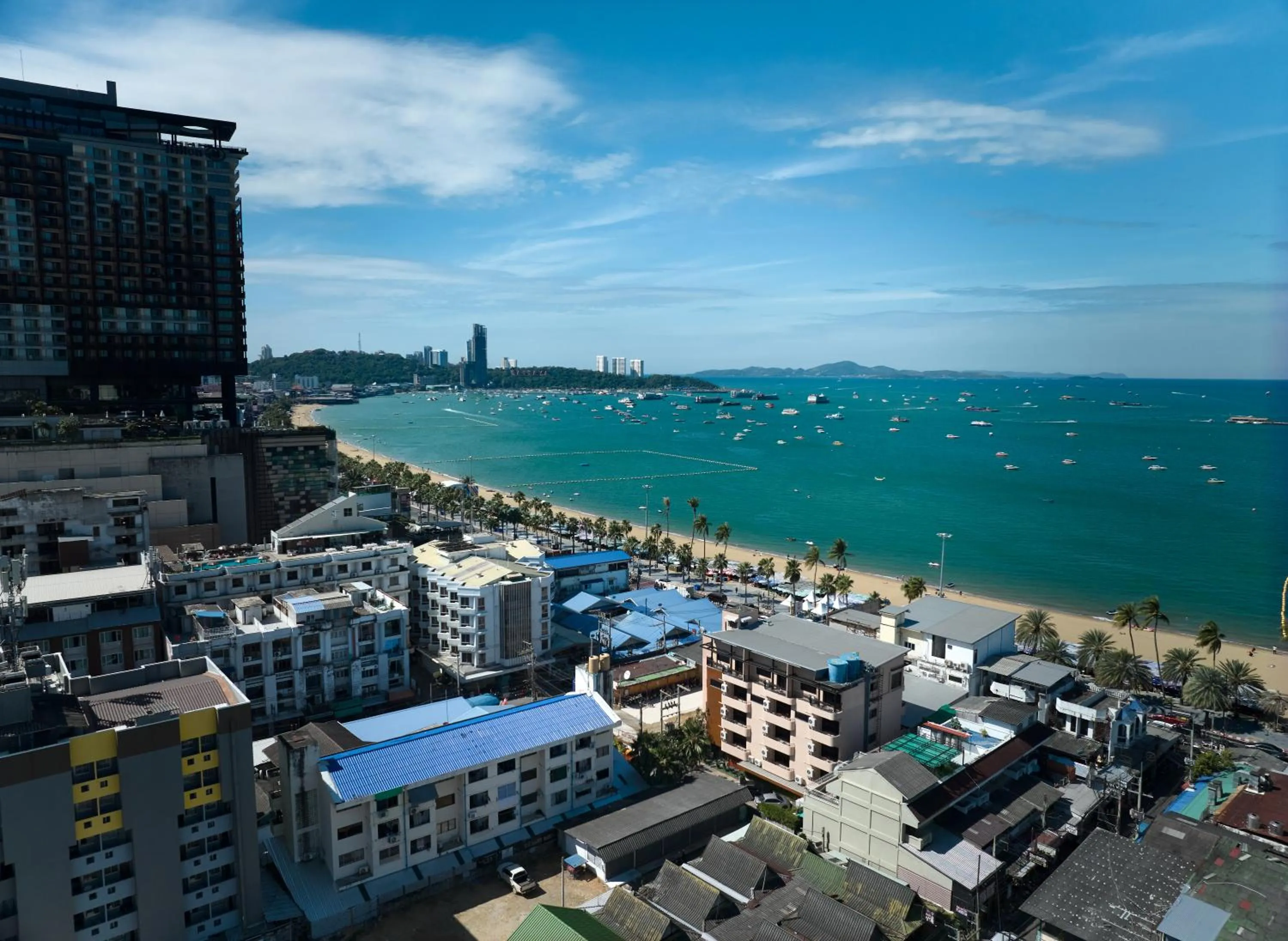 Property building in The Weekend Pattaya (Tweet Tweet Nest Pattaya)