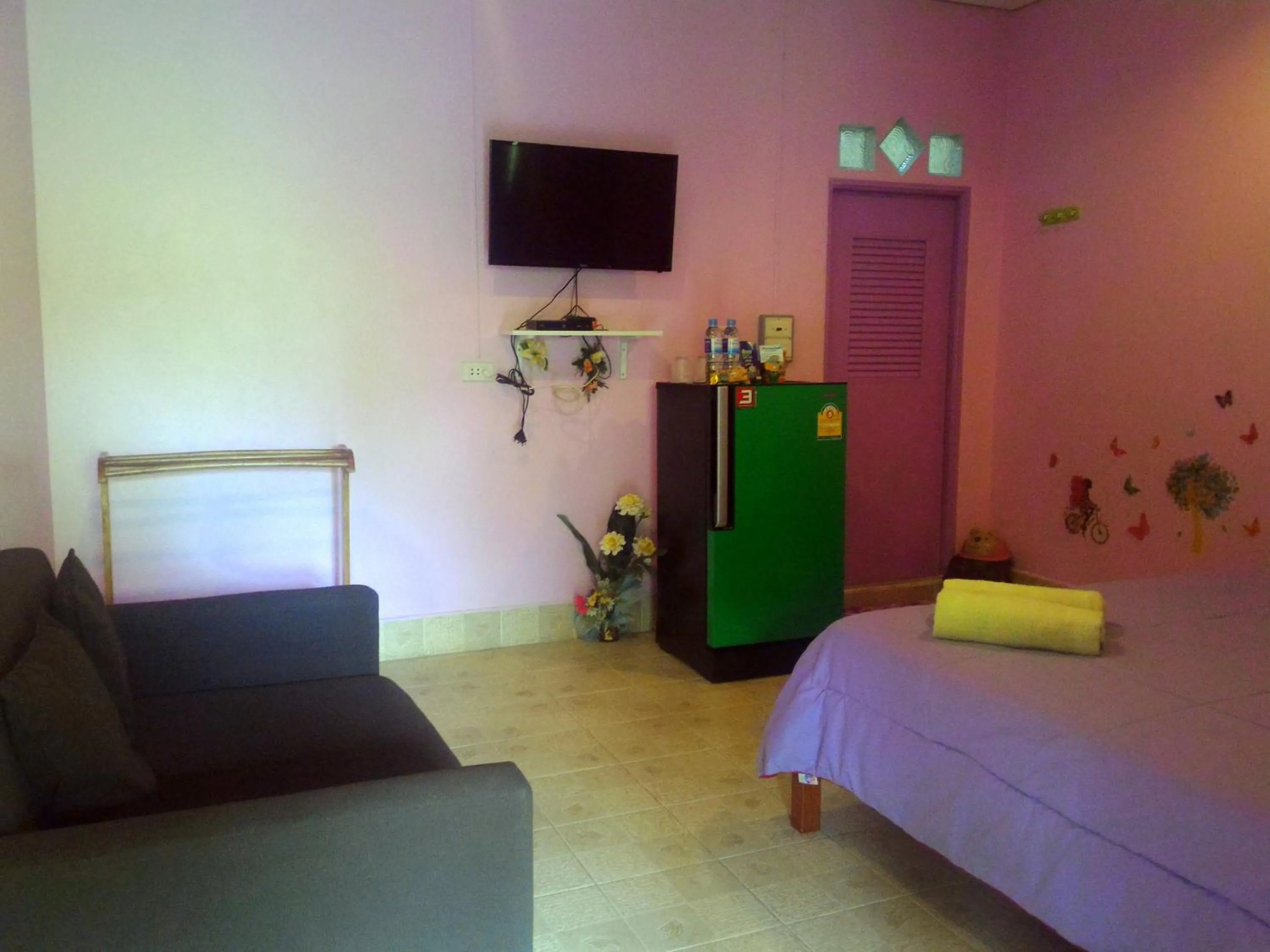 Decorative detail, Bed in Baan Benjathip