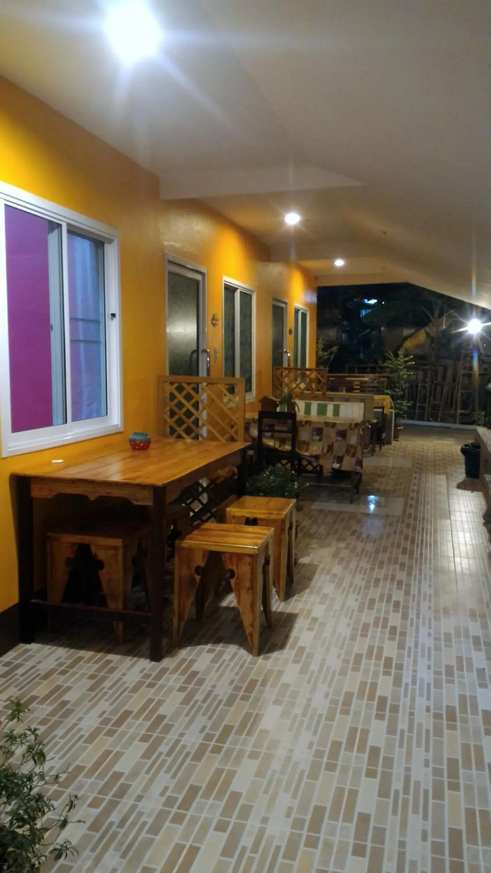 Facade/entrance in Baan Benjathip Facade/entrance in Baan Benjathip