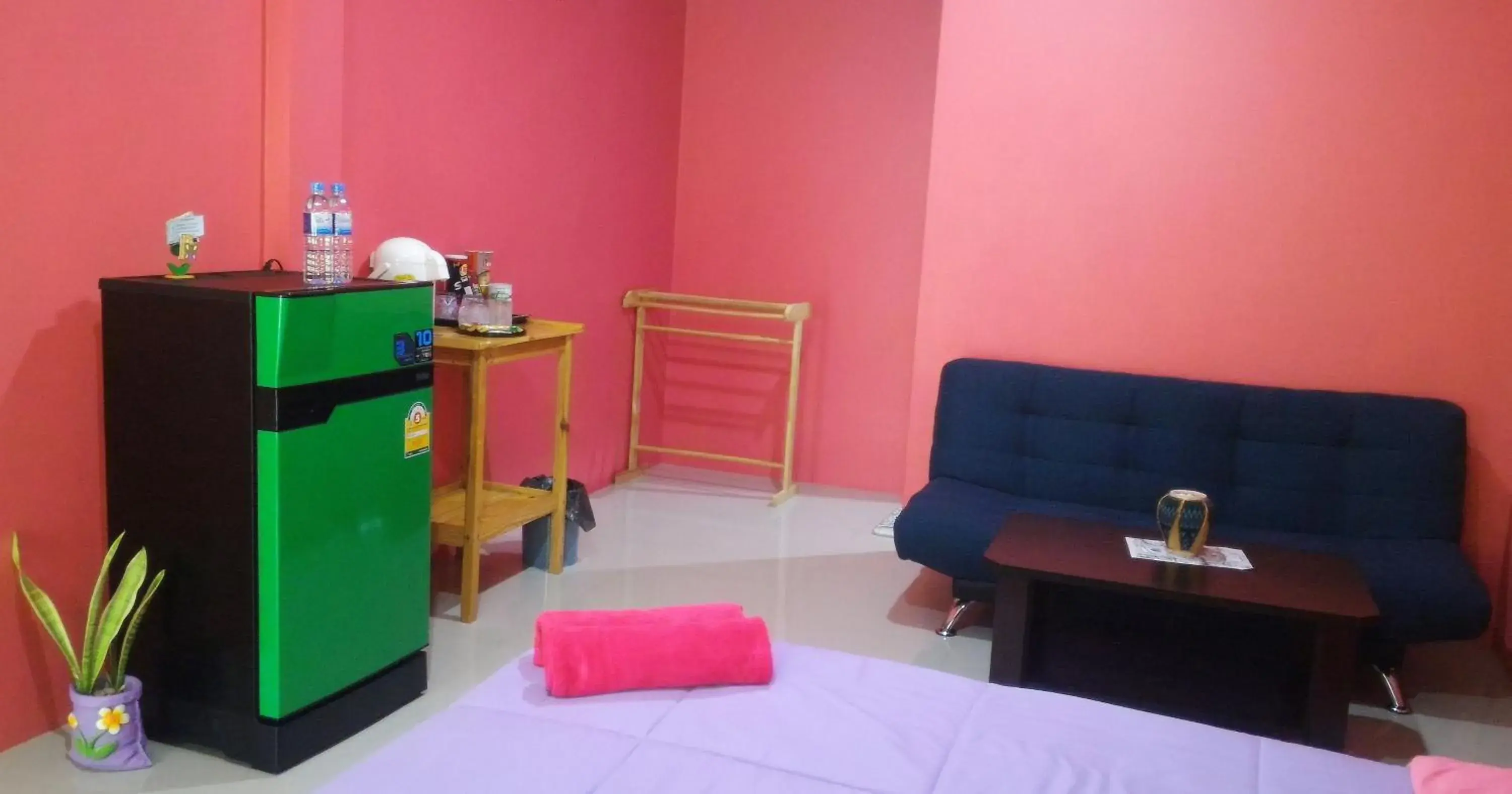 Decorative detail, Bed in Baan Benjathip Decorative detail, Bed in Baan Benjathip