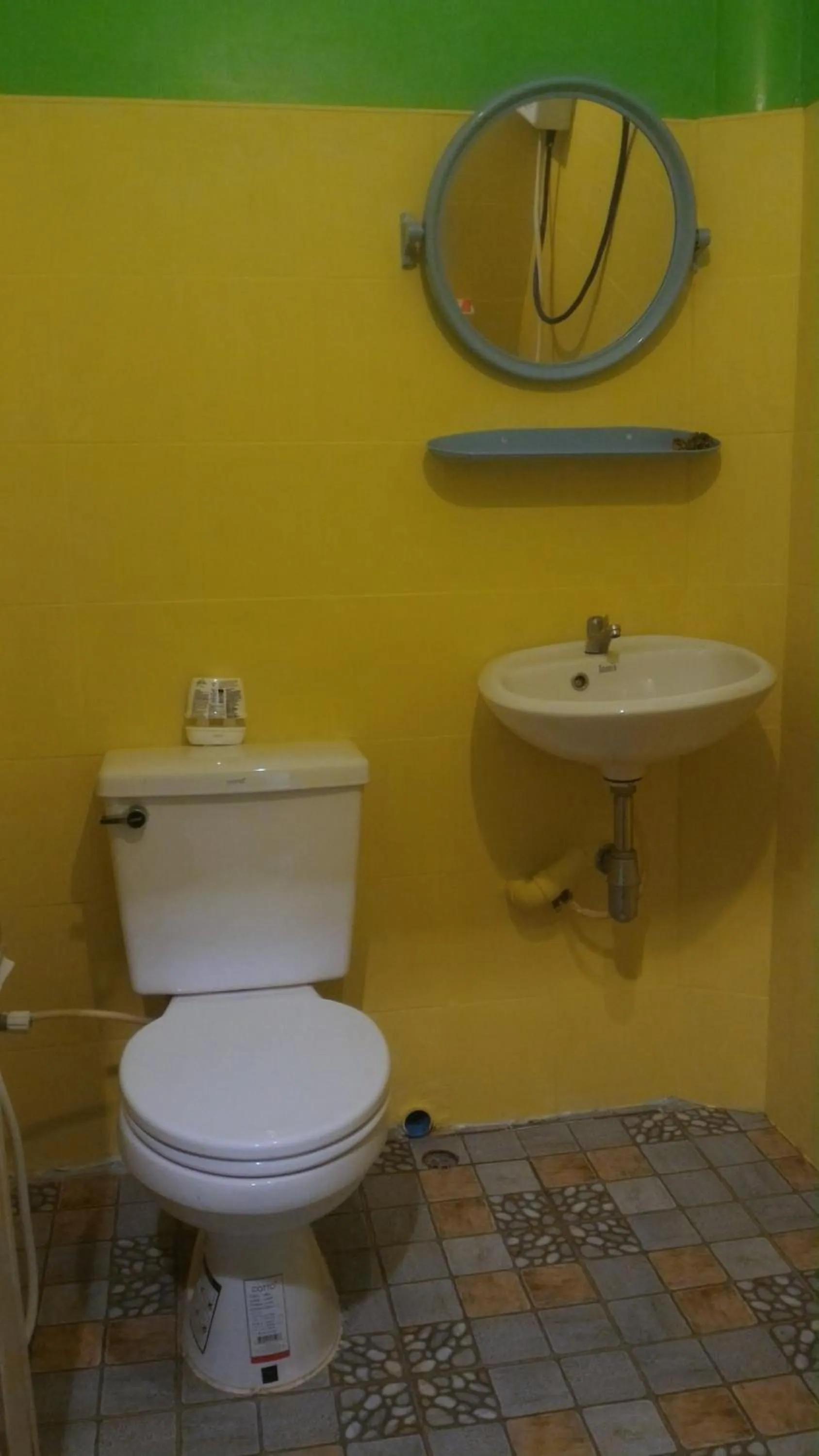 Bathroom in Baan Benjathip