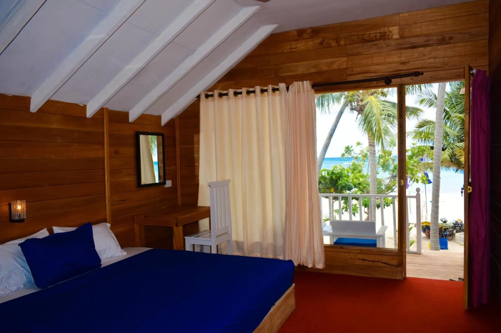 Bed in Golden Beach Cottages
