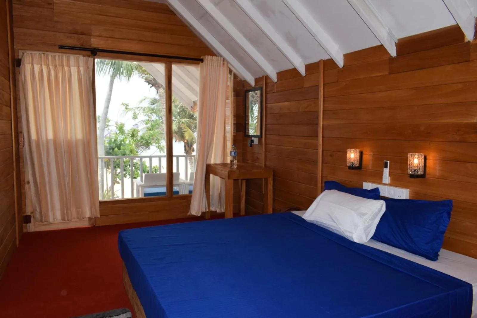 Bed in Golden Beach Cottages