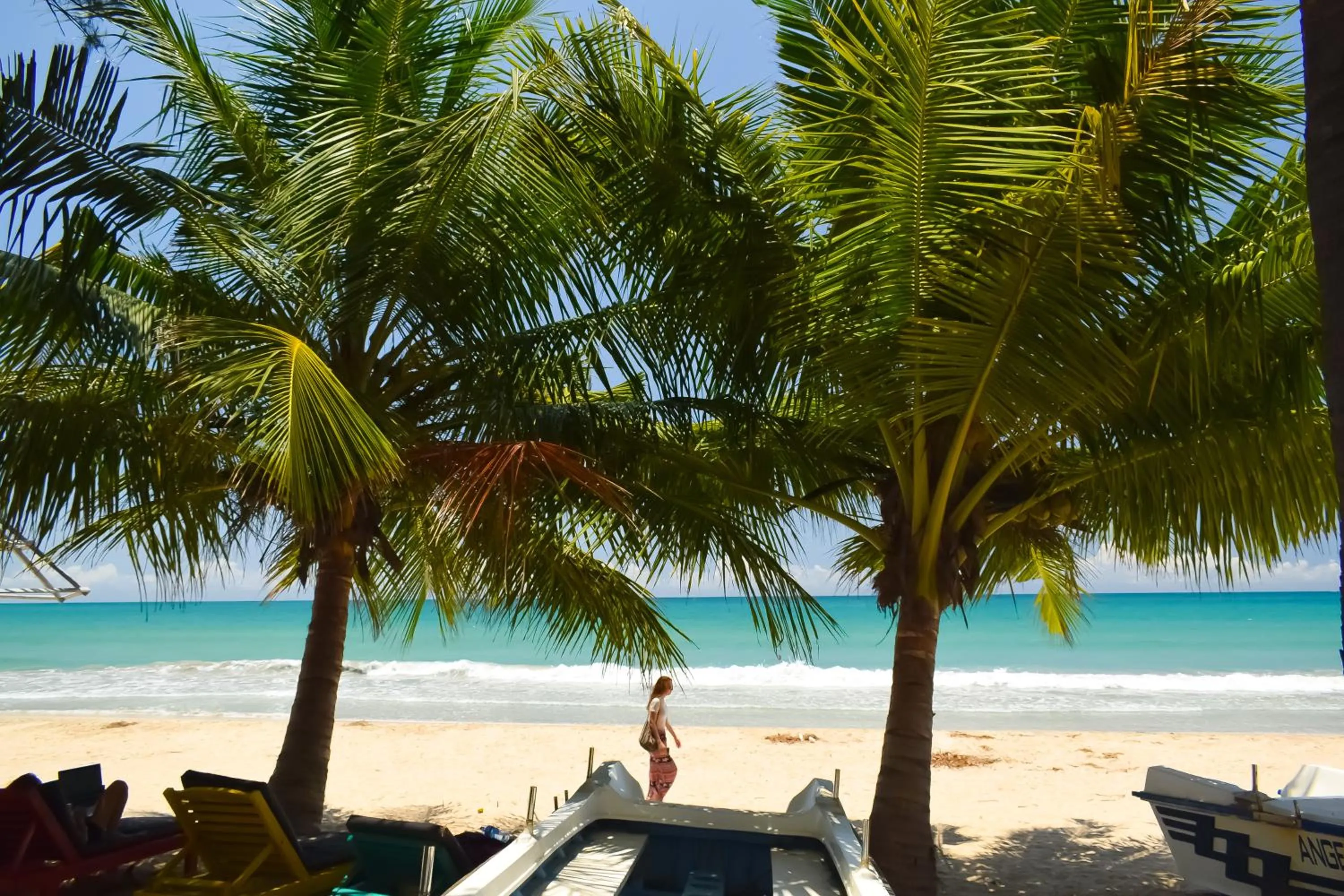 Beach in Golden Beach Cottages