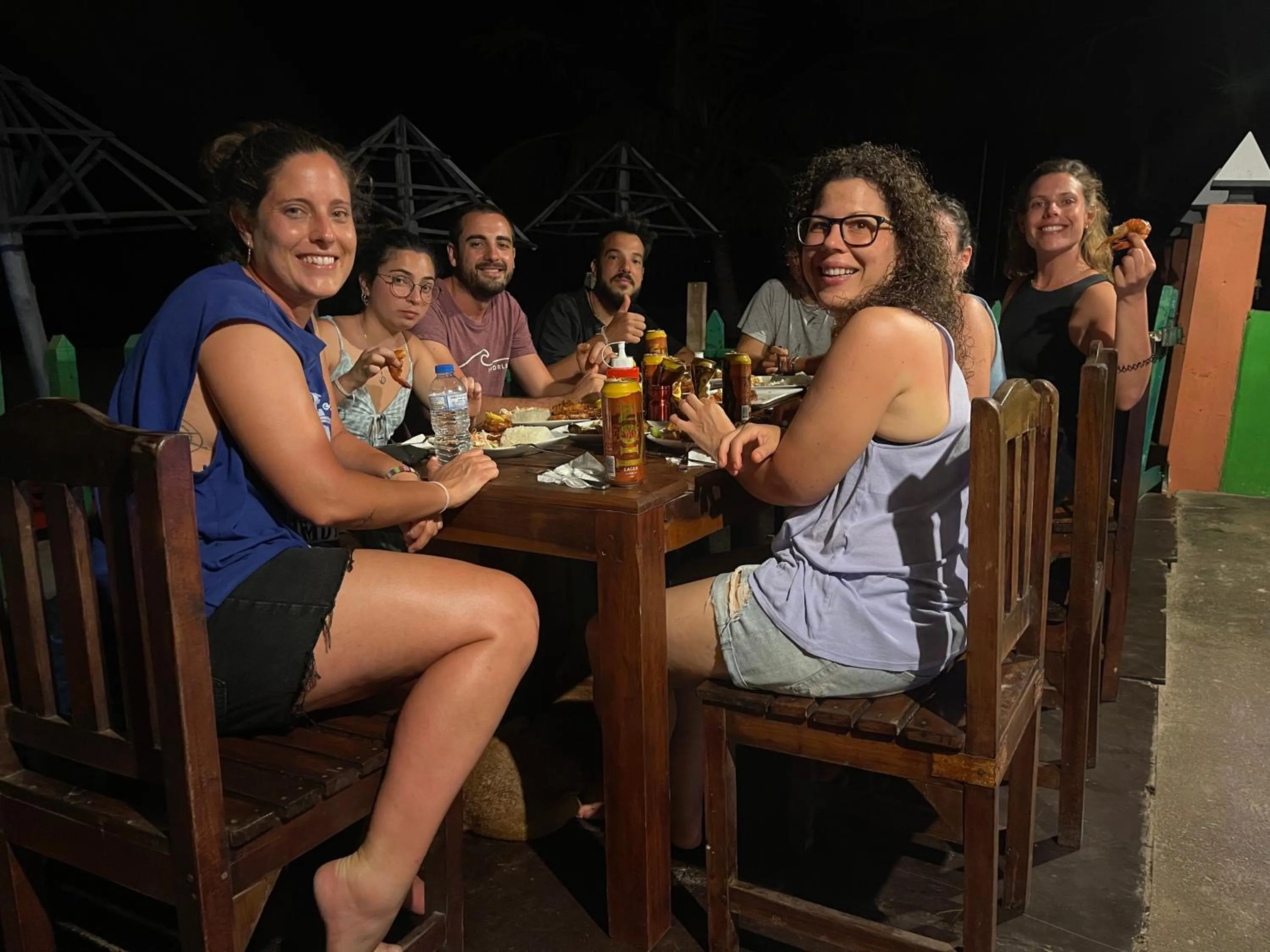 Restaurant/places to eat in Golden Beach Cottages