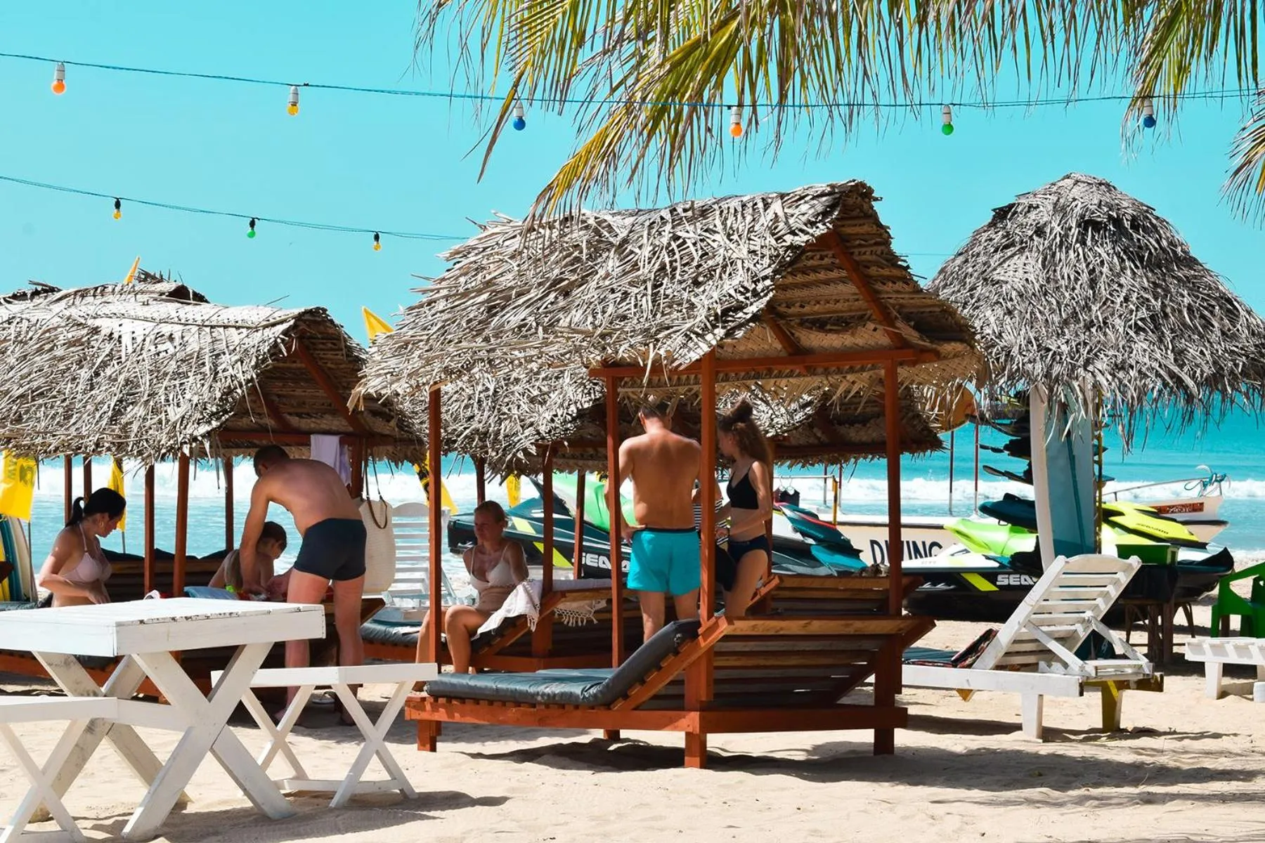 Day in Golden Beach Cottages