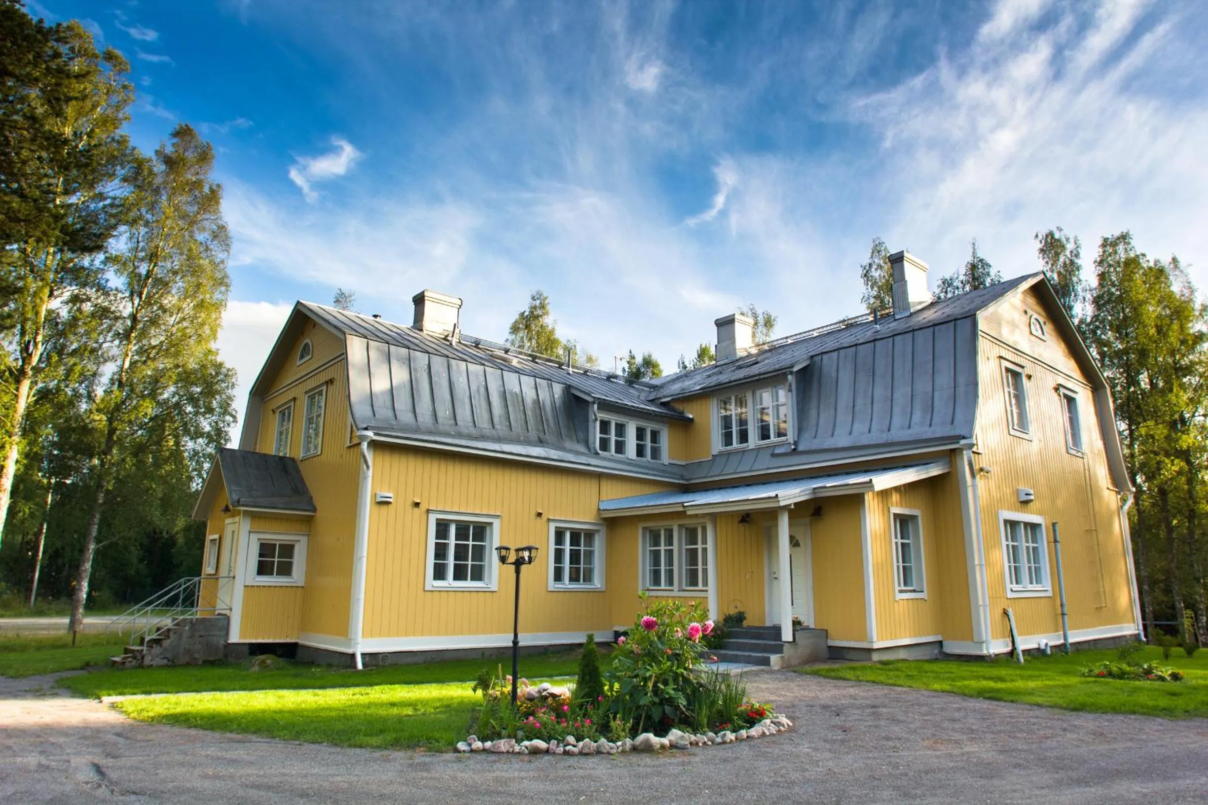 Facade/entrance in Salpalinjan Hovi