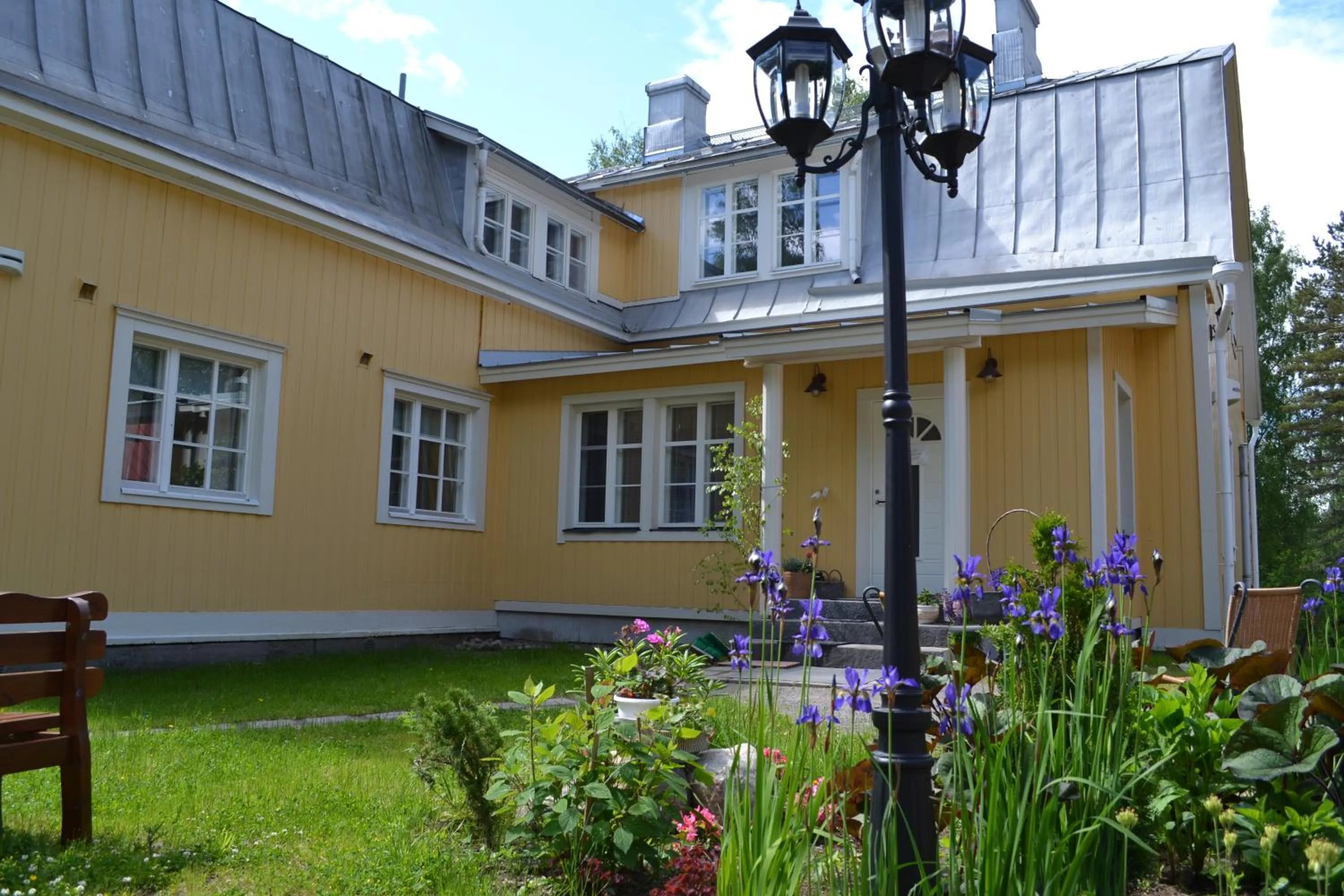 Property building in Salpalinjan Hovi