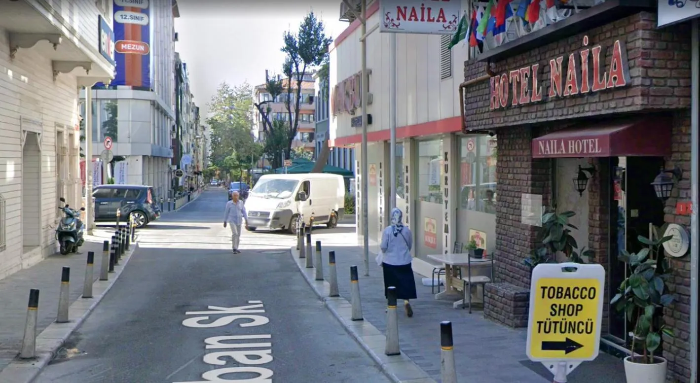 Toilet in Naila Hotel