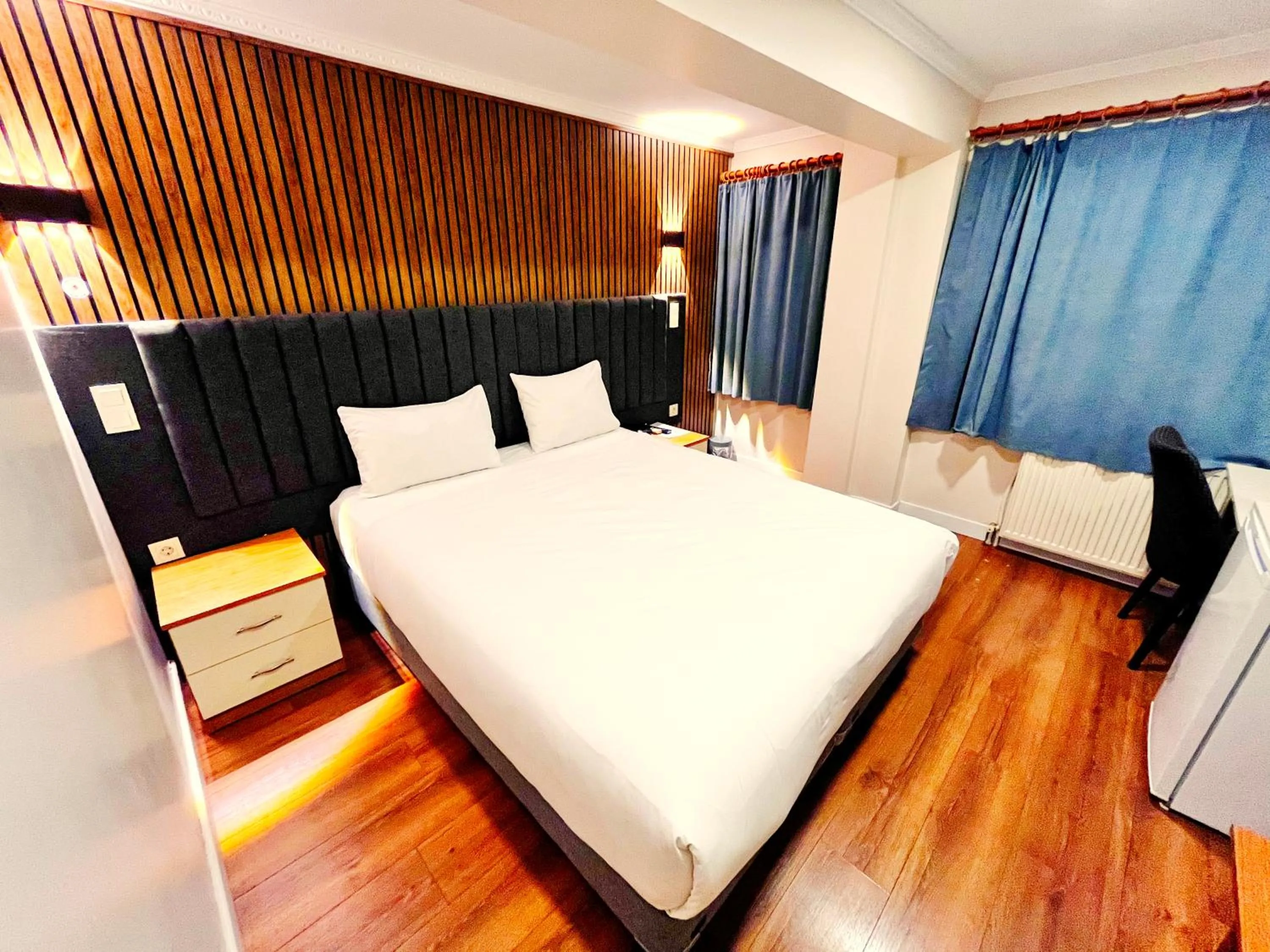 Photo of the whole room, Bed in Naila Hotel