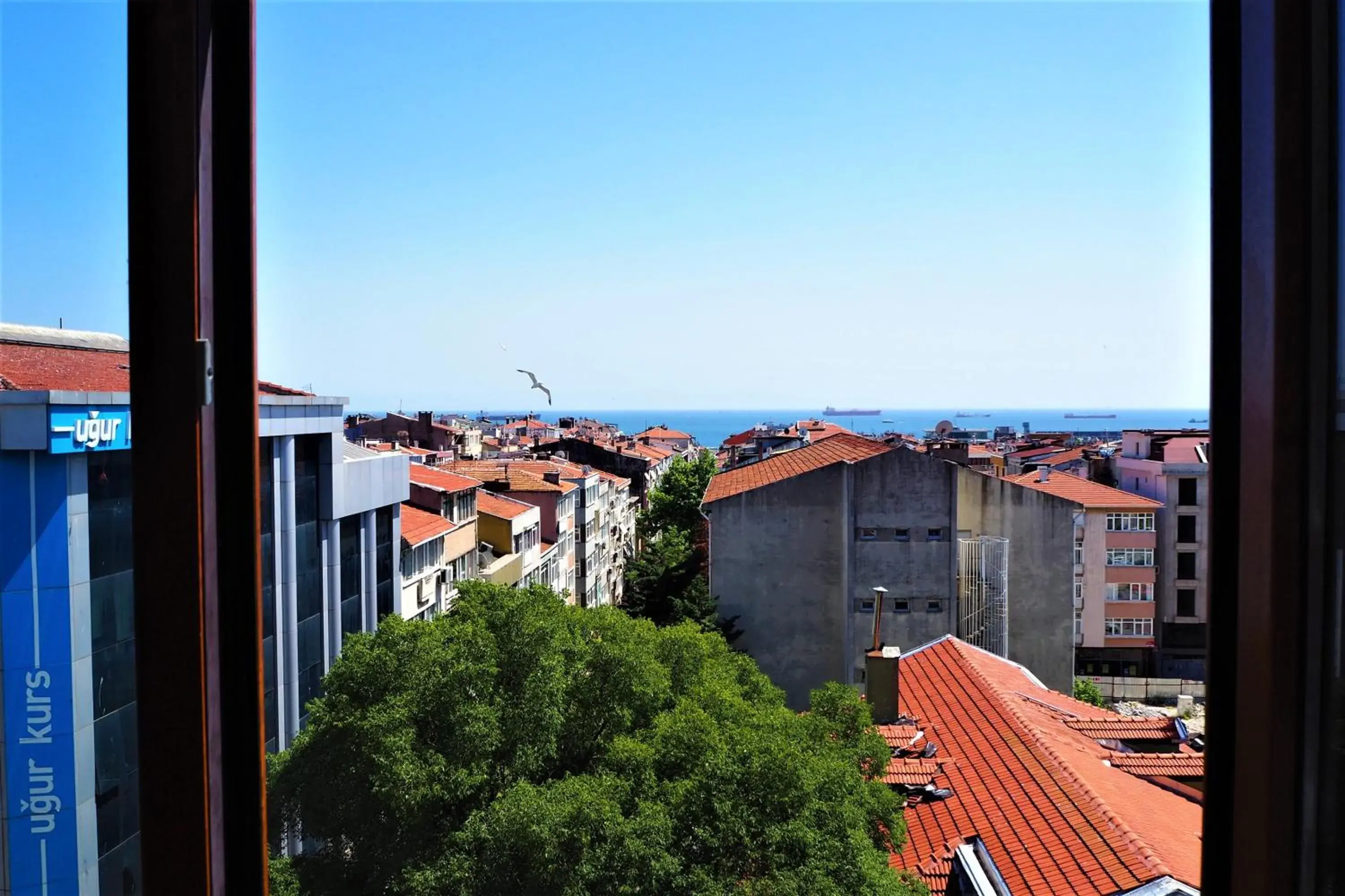 Property building in Naila Hotel Property building in Naila Hotel