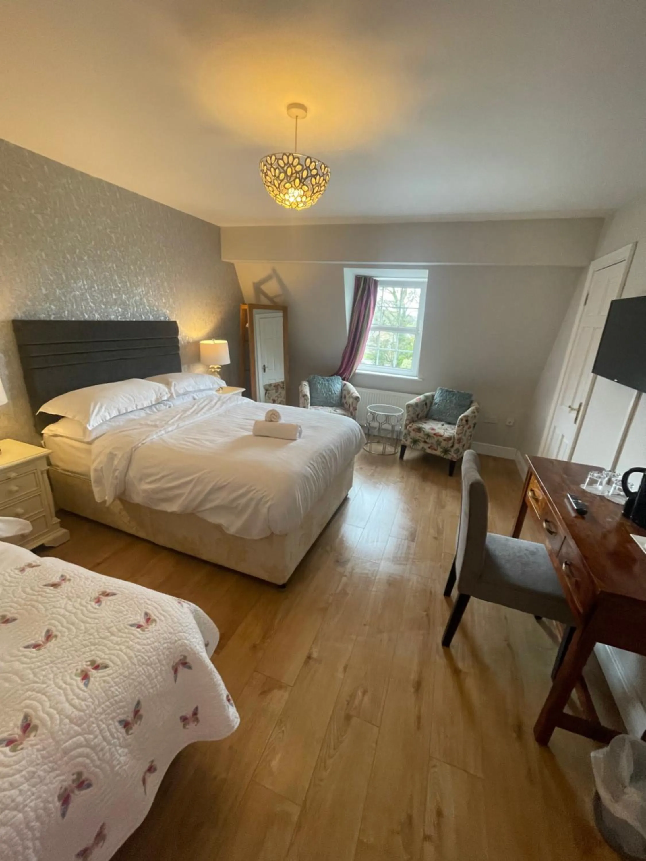 Bedroom, Bed in Beechwood House Accommodation