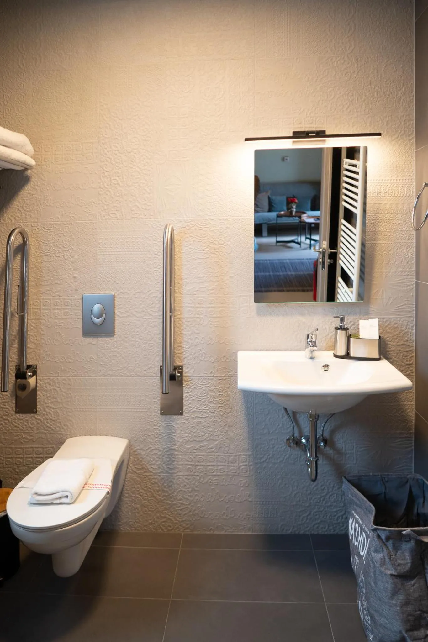 Akti Vigla Apartments