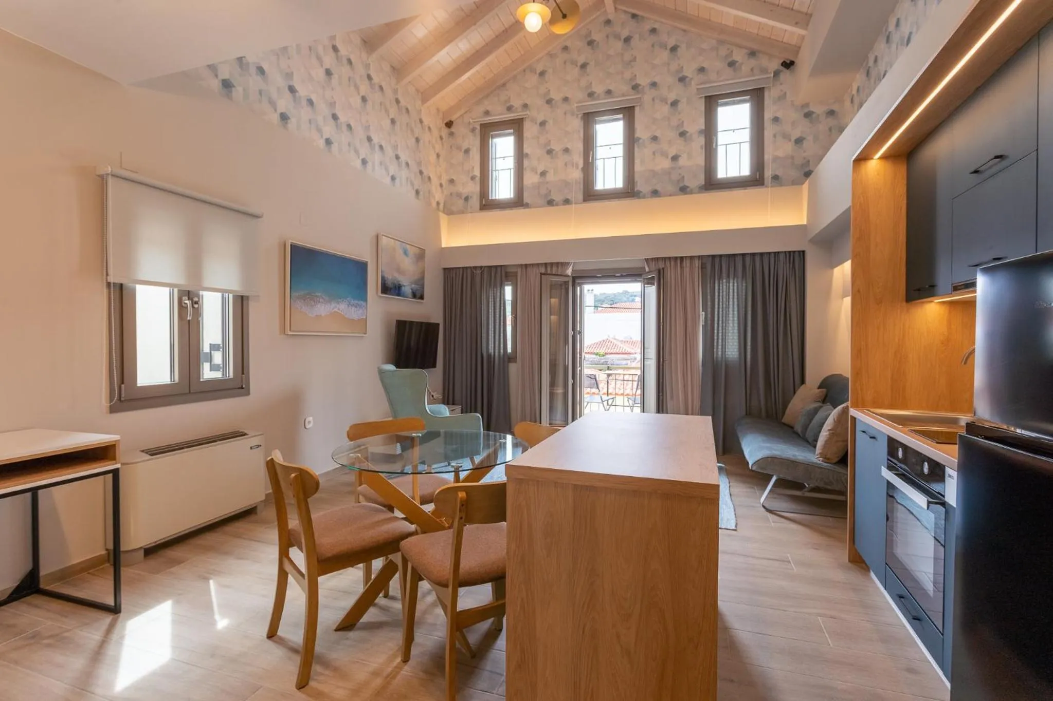 Kitchen or kitchenette in Akti Vigla Apartments