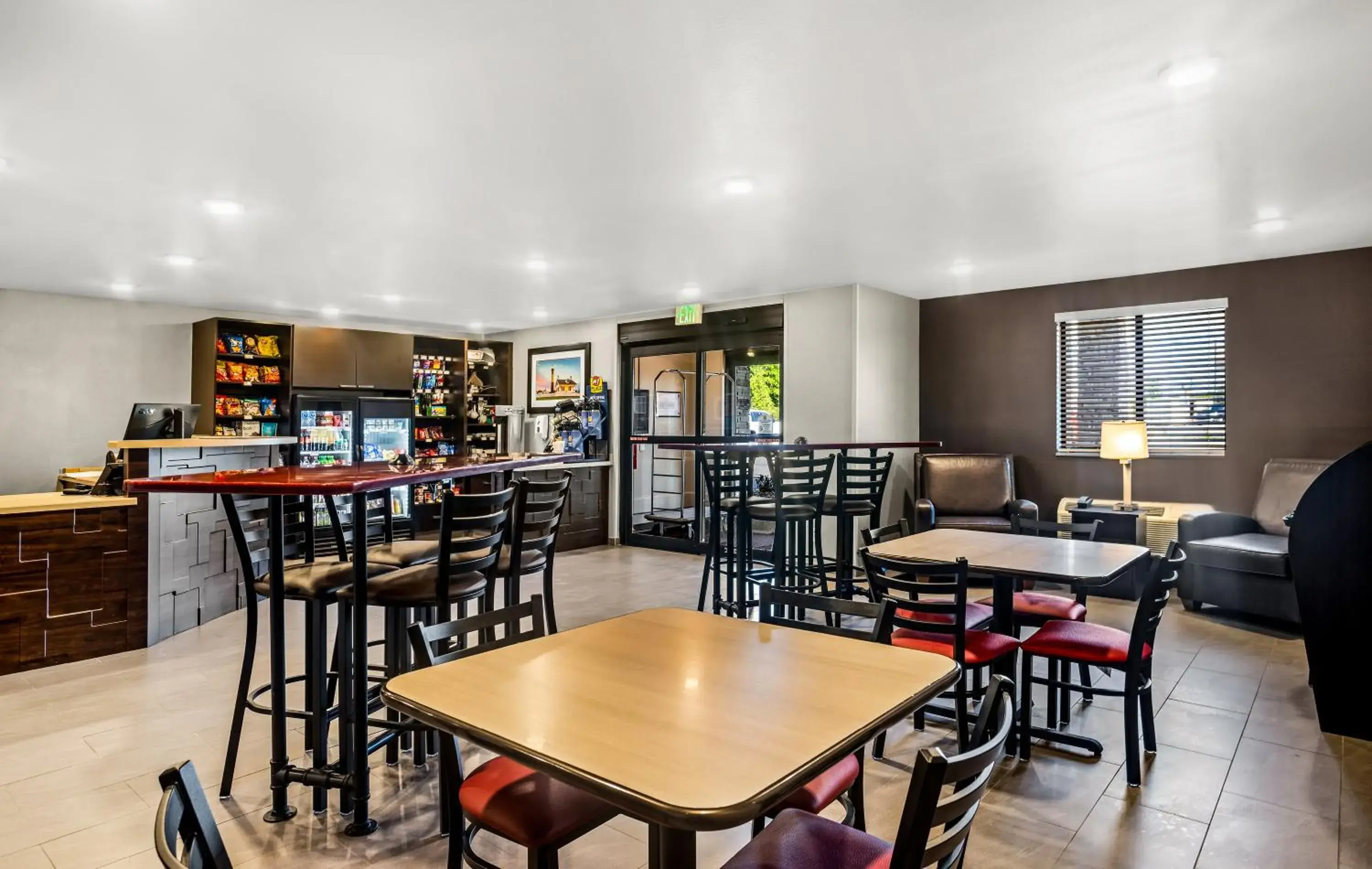 Lobby or reception in My Place Hotel-Savannah Airport/Pooler, GA Lobby or reception in My Place Hotel-Savannah Airport/Pooler, GA