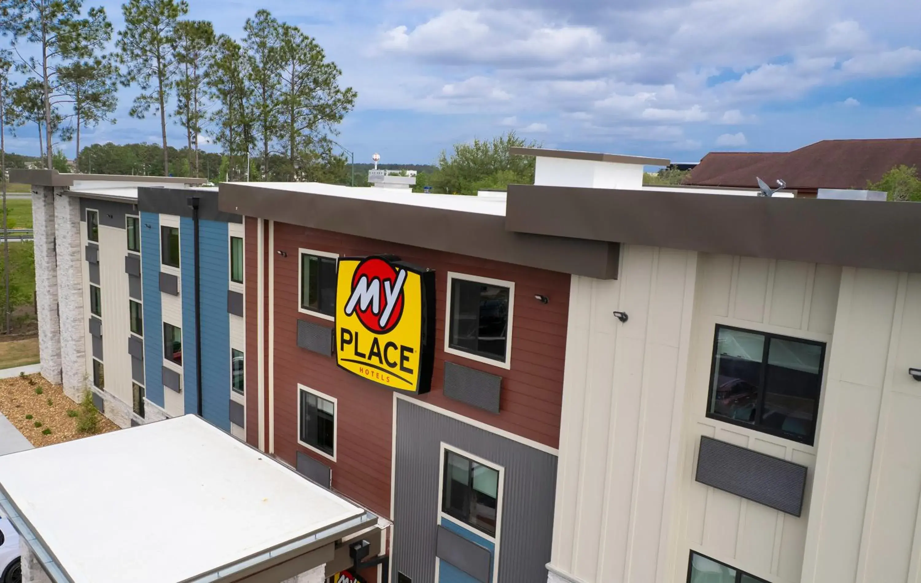 Property building in My Place Hotel-Savannah Airport/Pooler, GA Property building in My Place Hotel-Savannah Airport/Pooler, GA