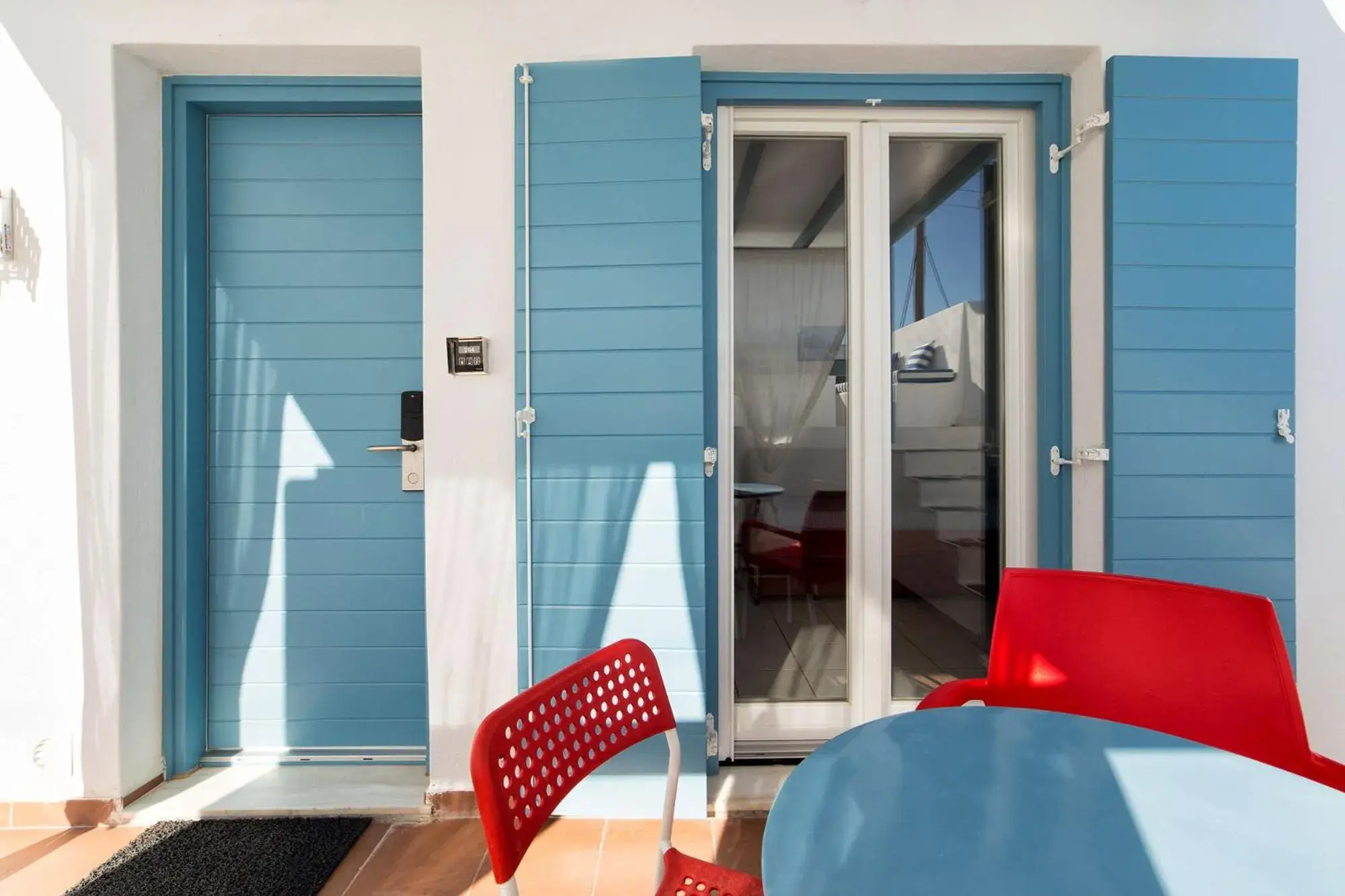 Balcony/Terrace, Bed in Fivos Apartments Balcony/Terrace, Bed in Fivos Apartments