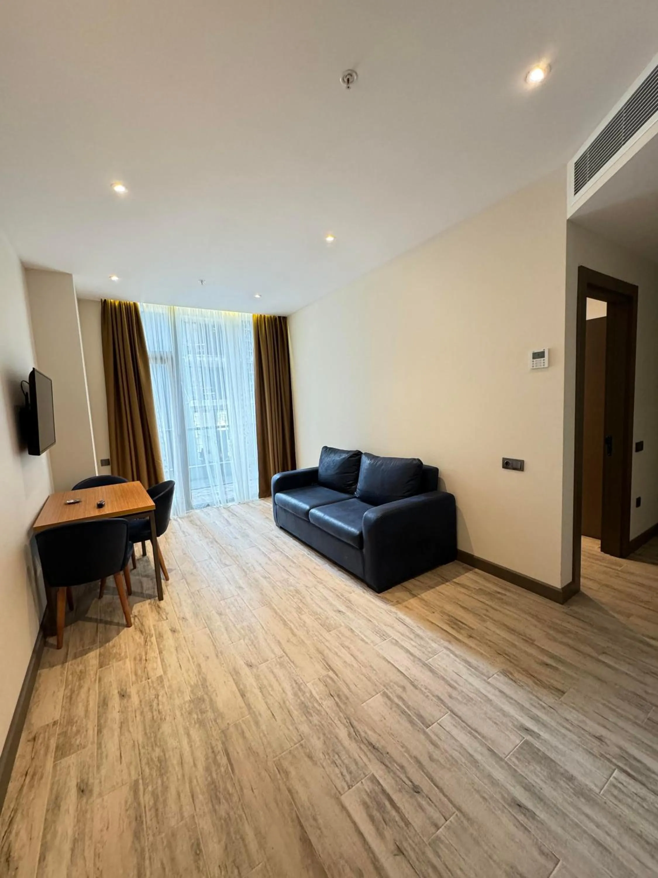 City view, Bed in New Wave Apart-Hotel