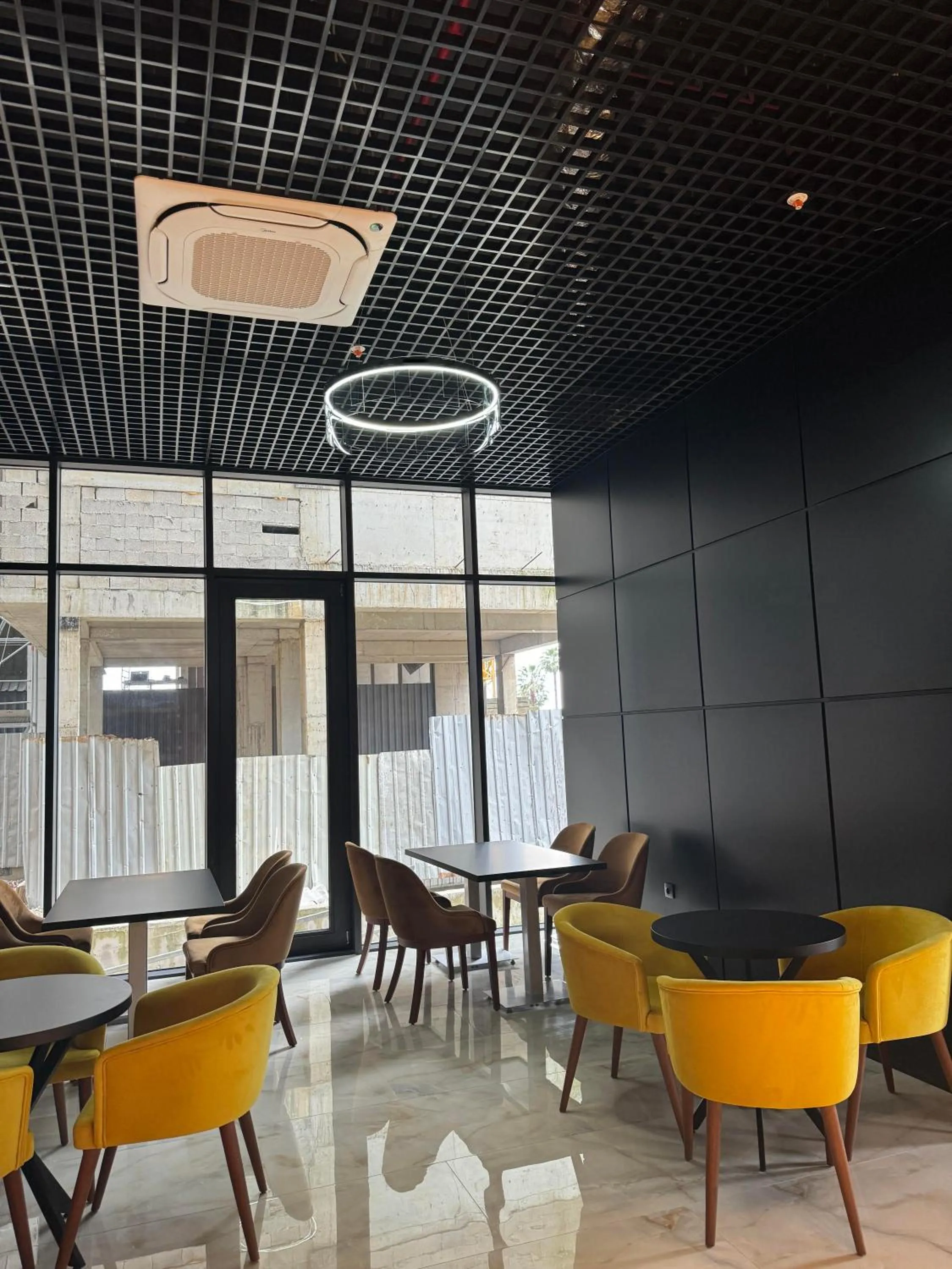 Breakfast in New Wave Apart-Hotel