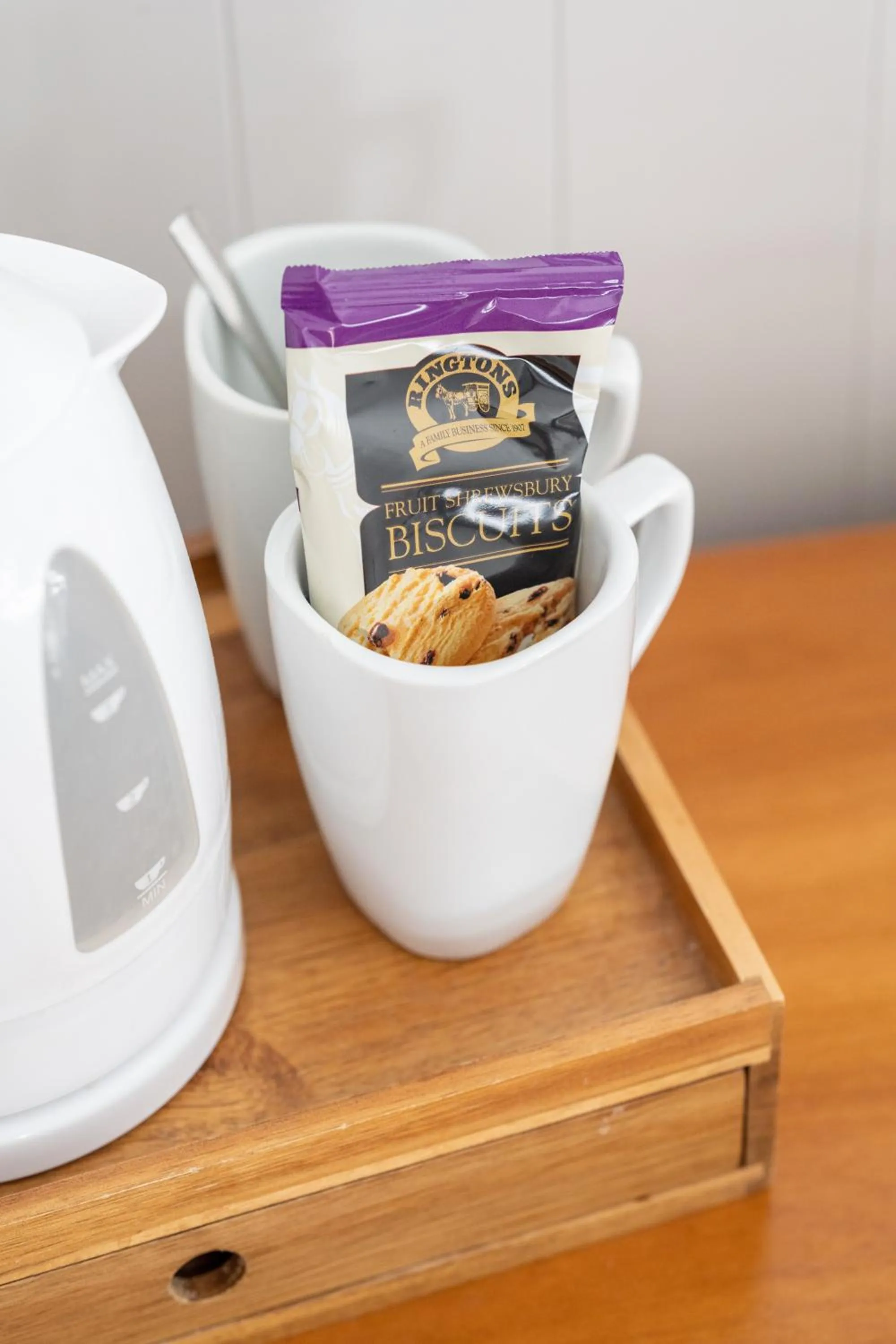 Coffee/tea facilities in The Lordleaze Hotel And Restaurant