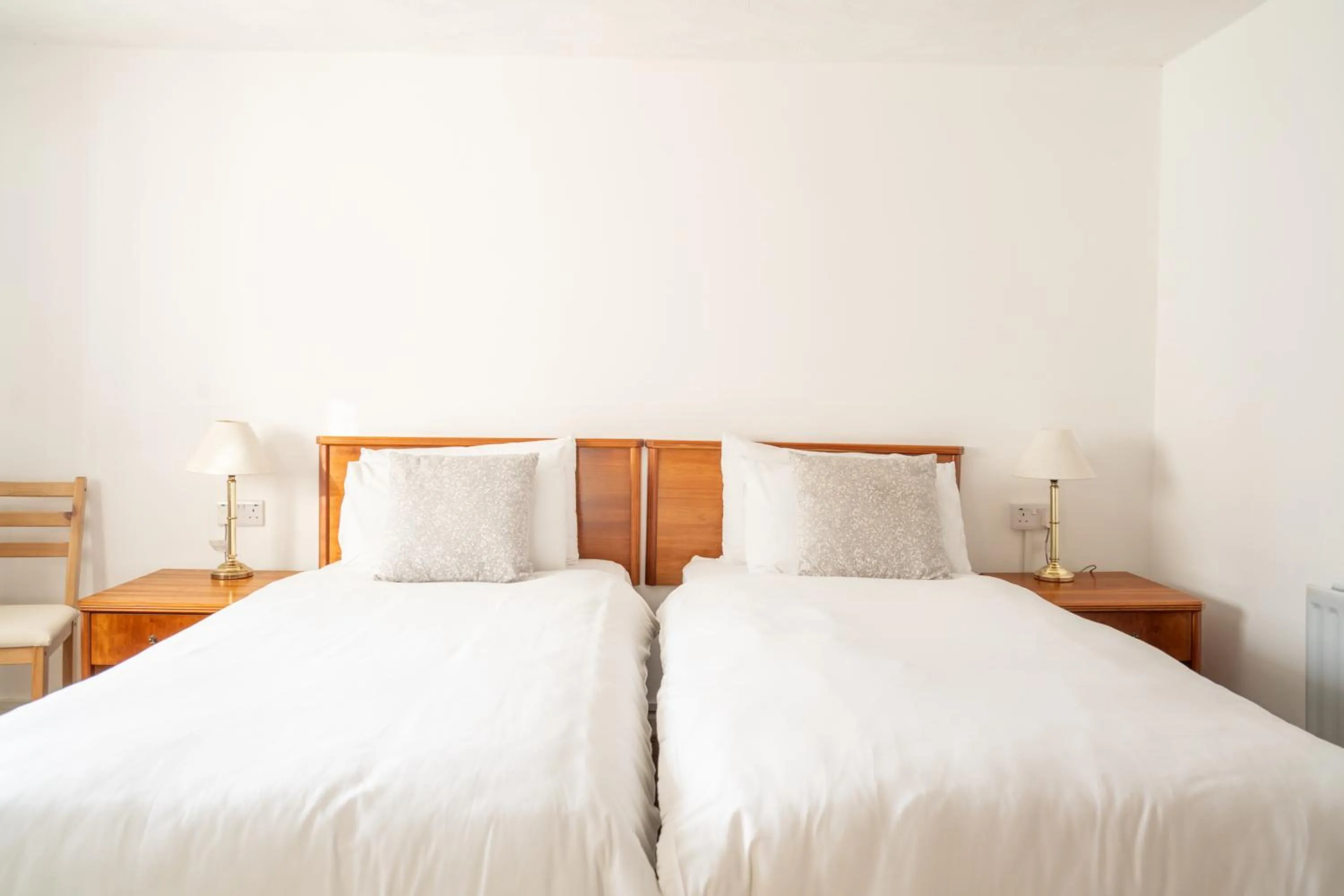 Bedroom, Bed in The Lordleaze Hotel And Restaurant