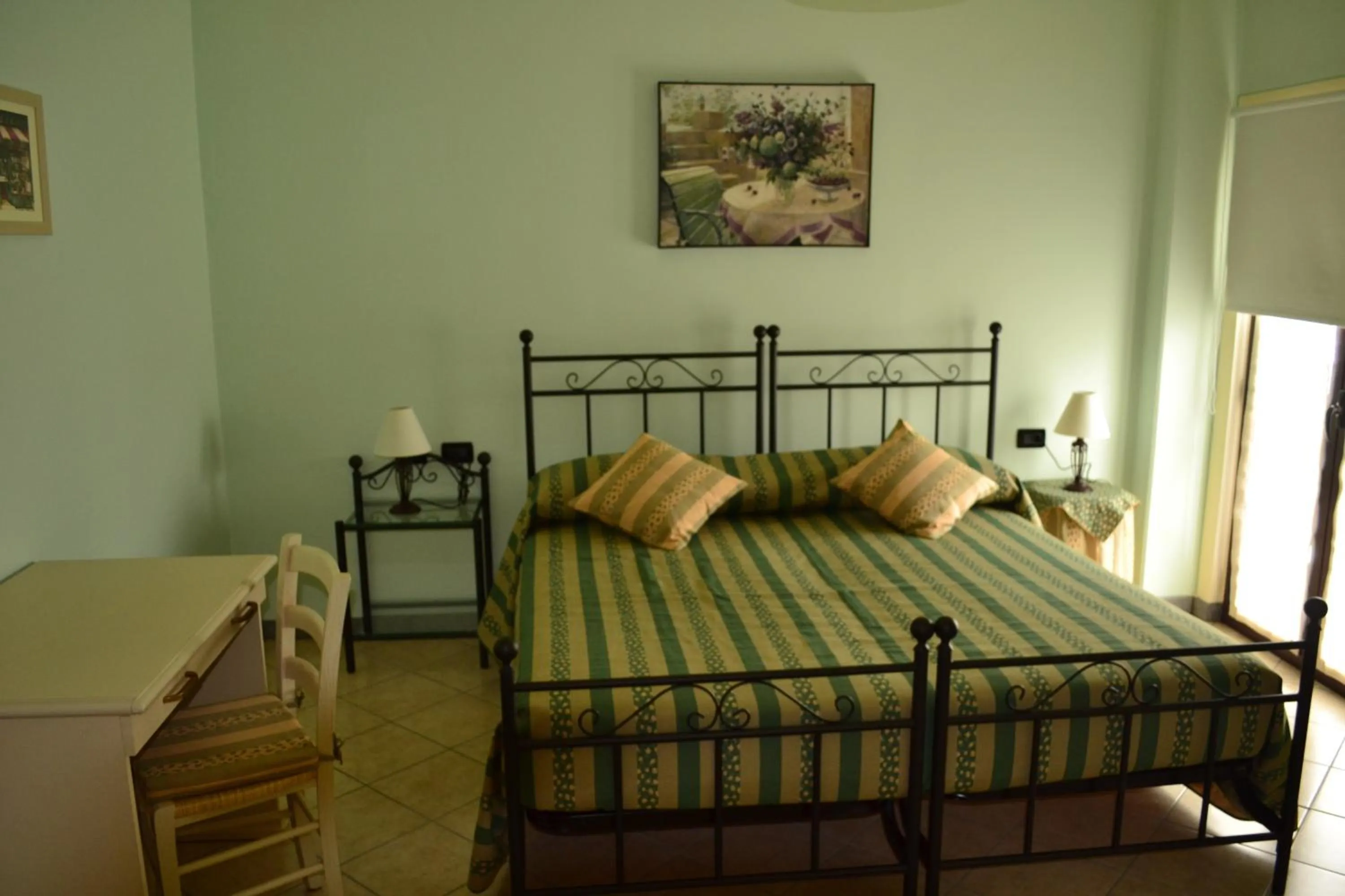Photo of the whole room, Bed in El Garbin