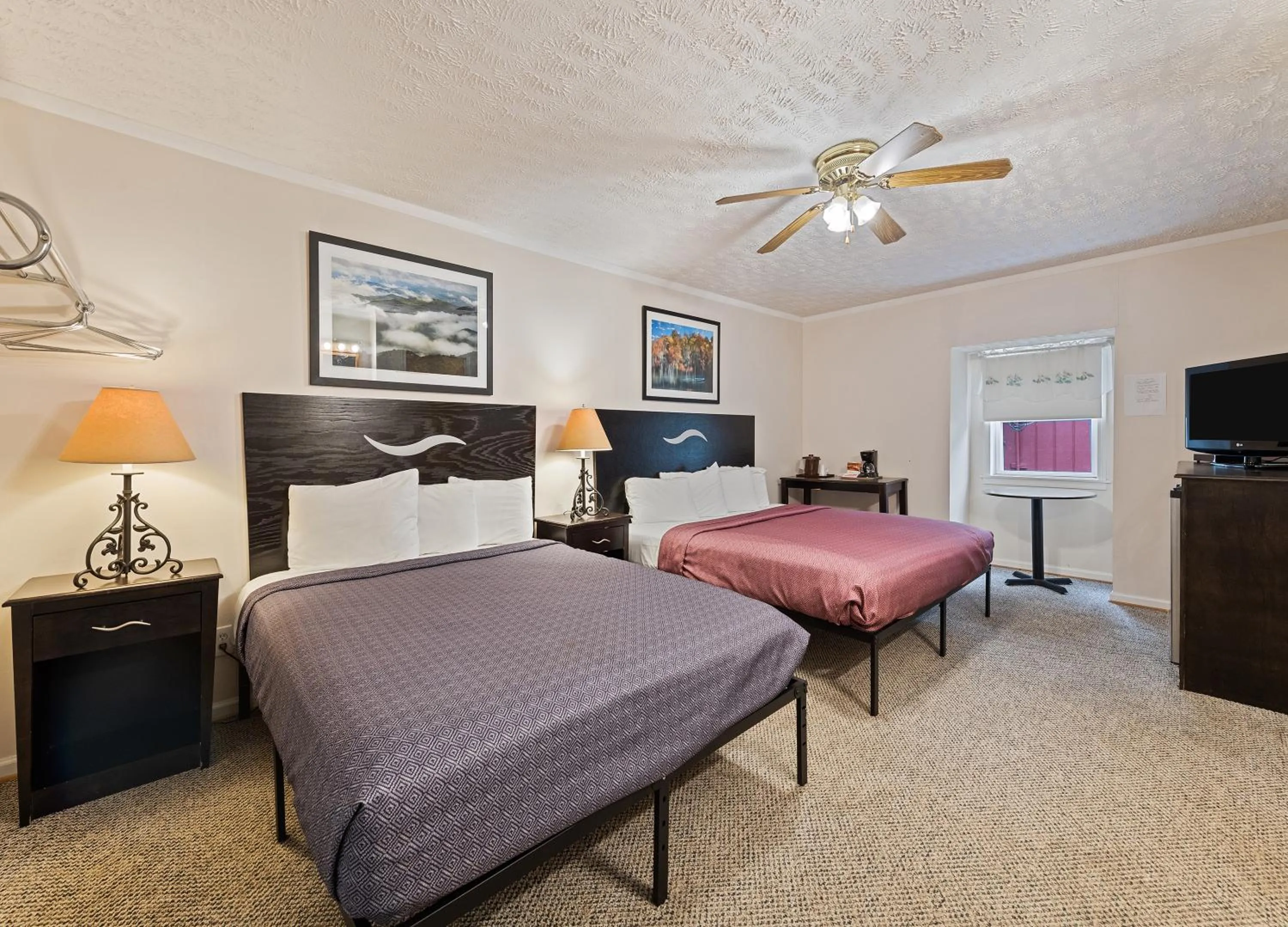 TV and multimedia, Bed in The Valley Inn