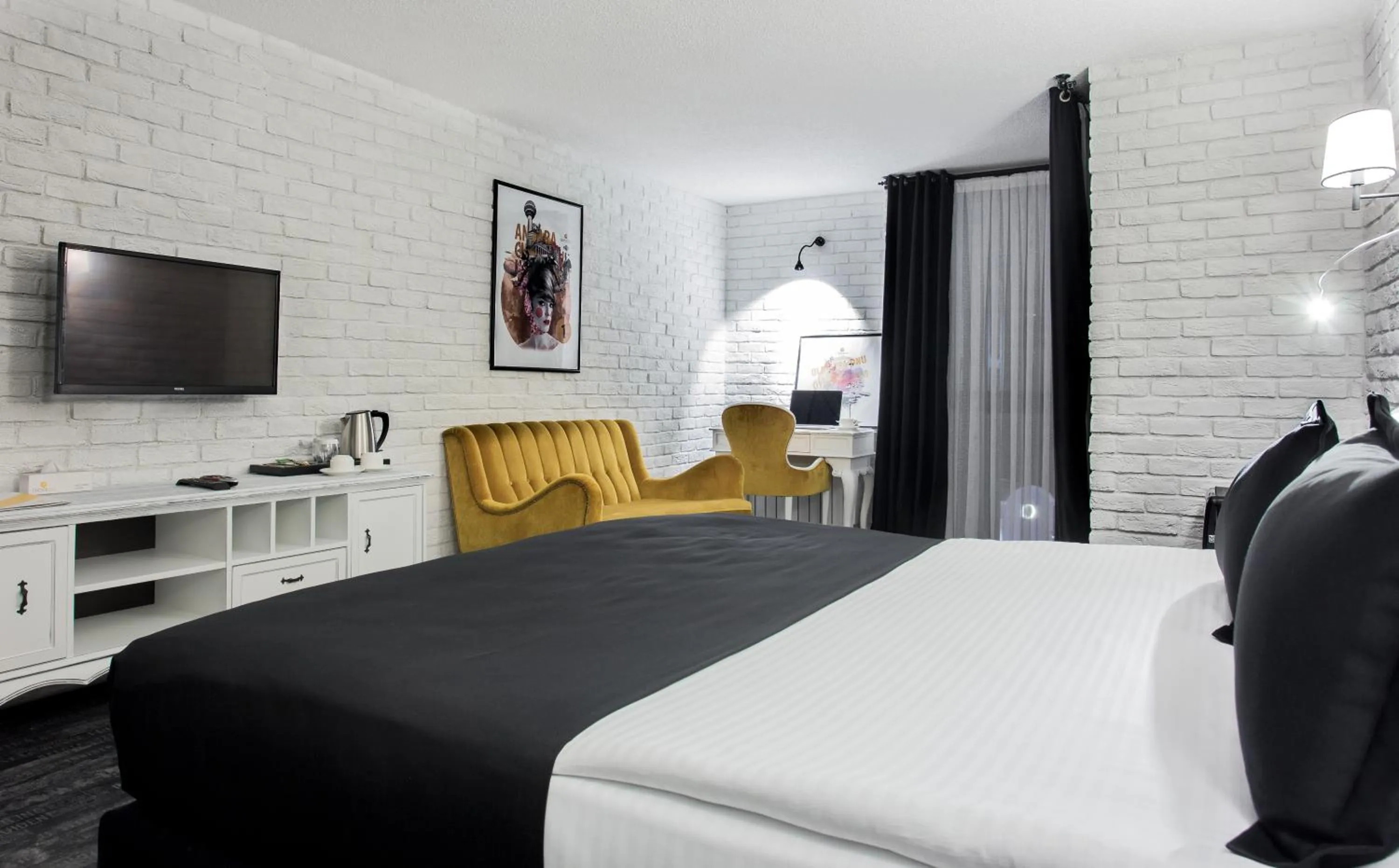 Bedroom in Check Inn Suite Hotel & SPA