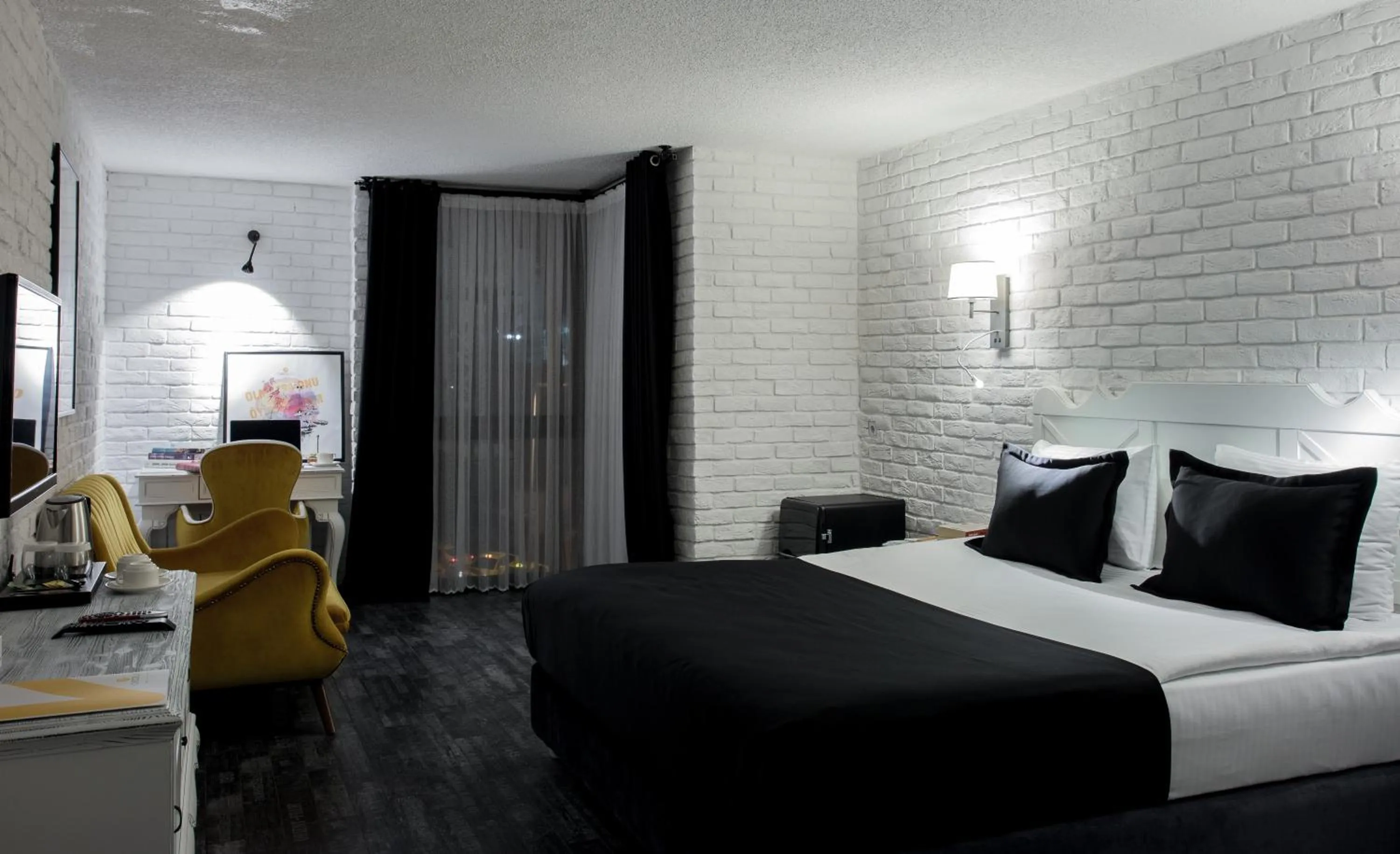 Bedroom in Check Inn Suite Hotel & SPA