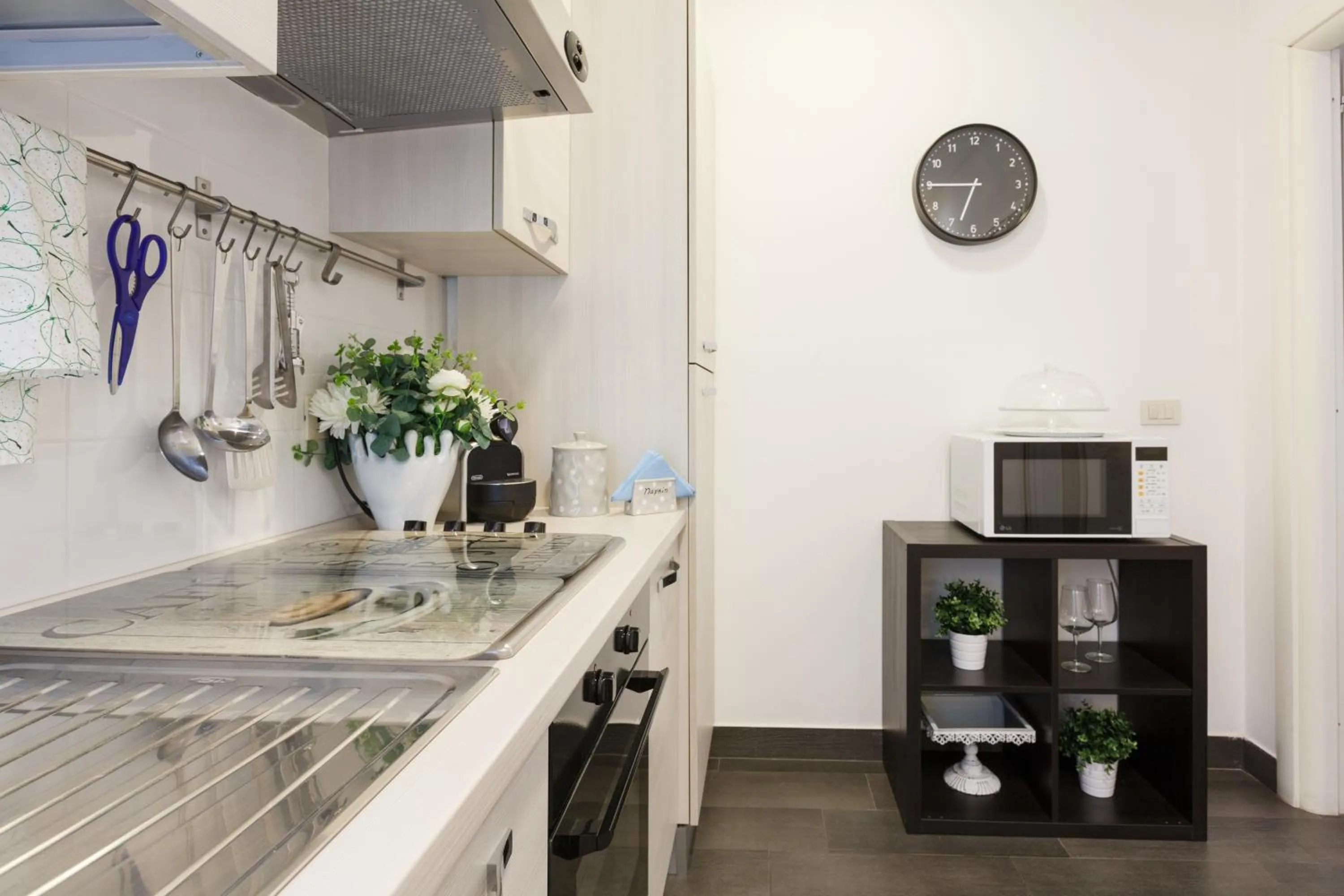 Communal kitchen in Roma Trastevere Relais Guest House