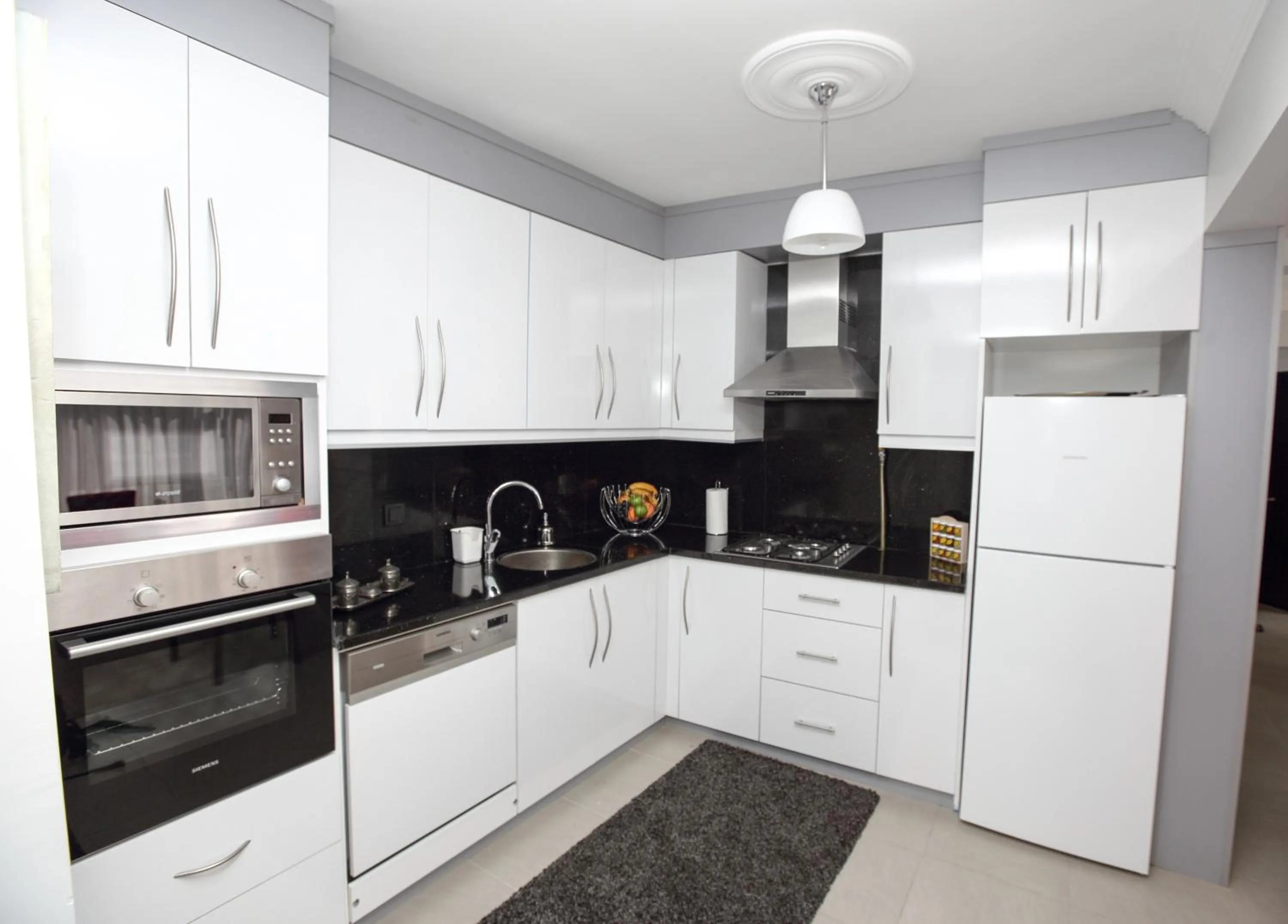 Coffee/tea facilities in Patika Suites