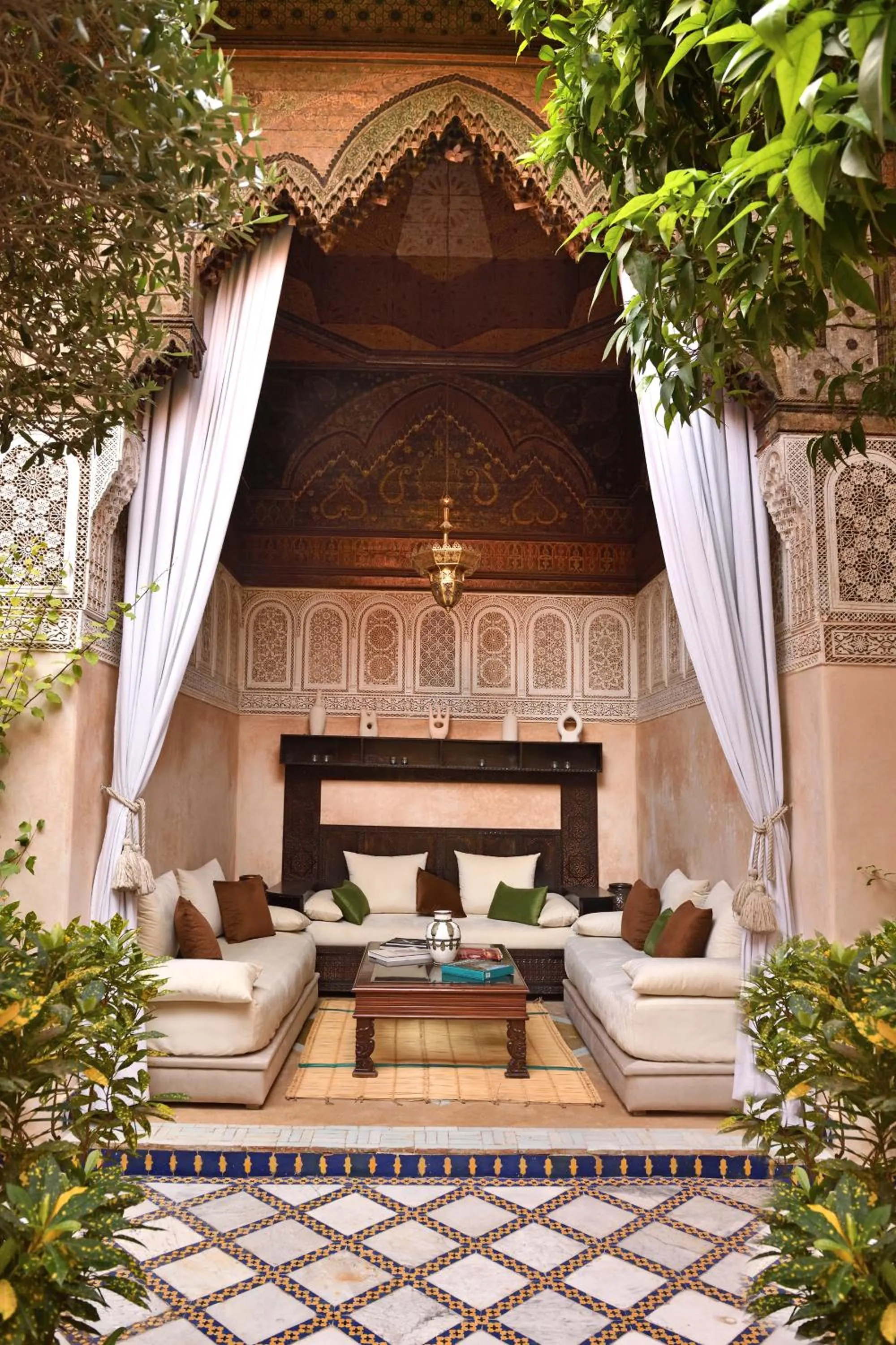 Seating area in Riad L'Aziza