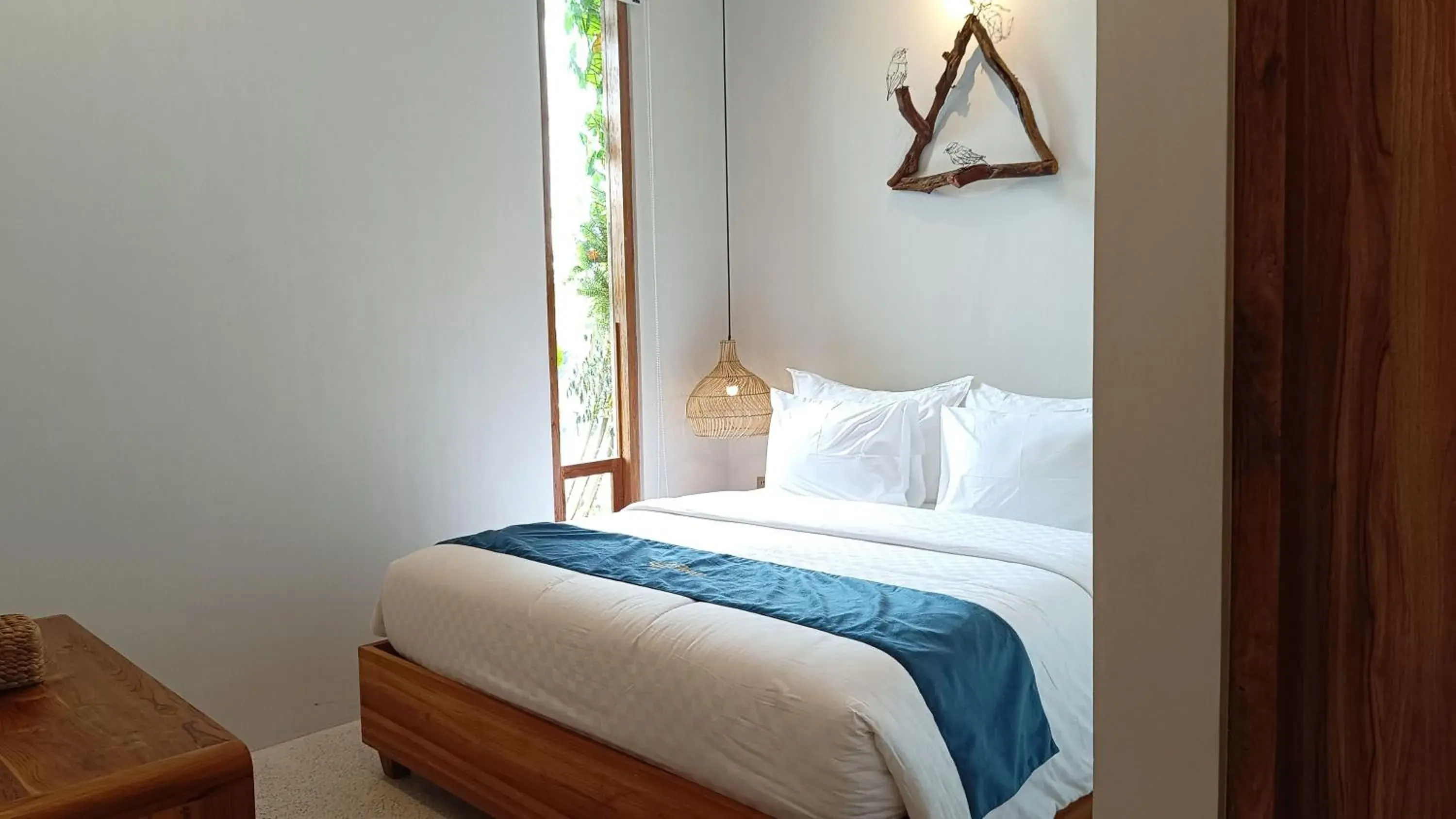 TV and multimedia, Bed in Sangkar Cottage & Eatery TV and multimedia, Bed in Sangkar Cottage & Eatery