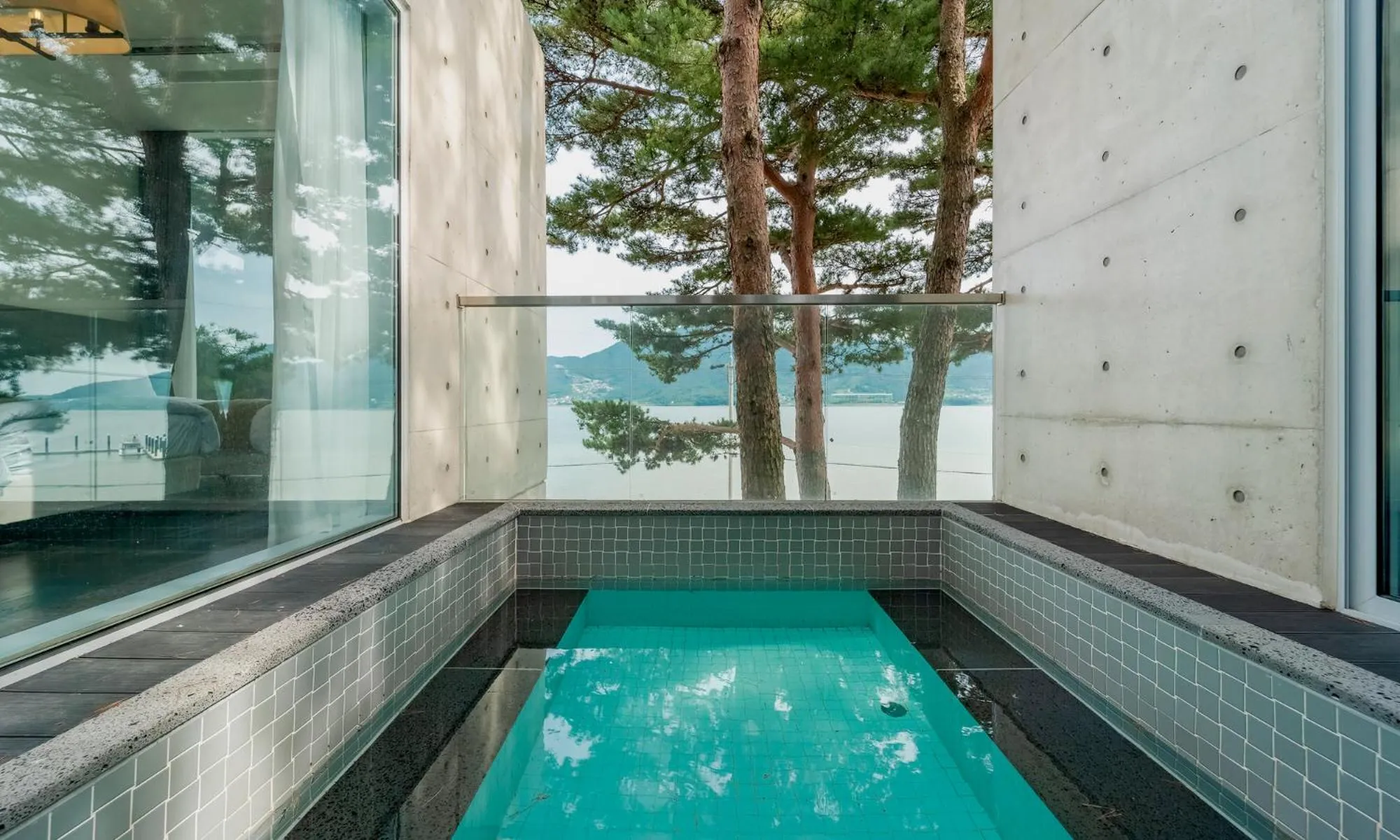 Swimming pool in Goseong hansan marina