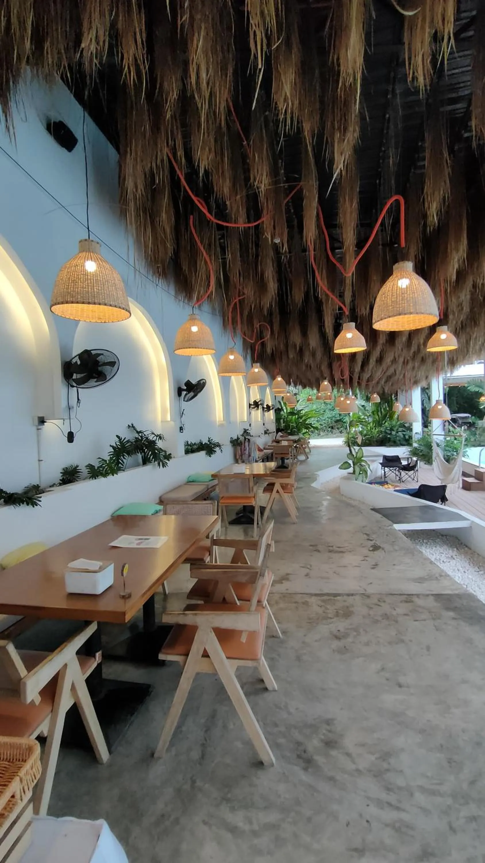 Restaurant/places to eat in Diving Addiction Resort