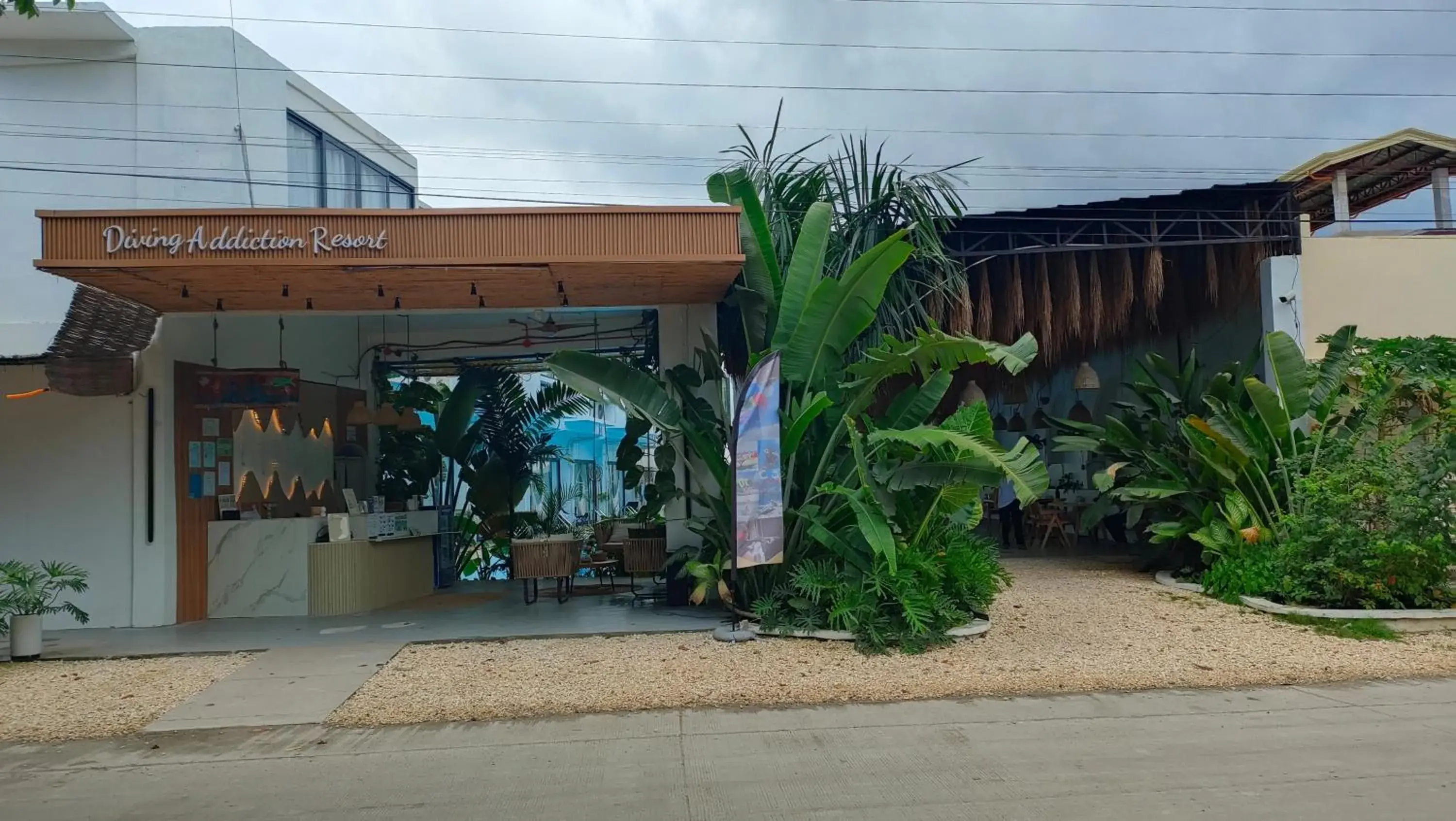 Property building in Diving Addiction Resort Property building in Diving Addiction Resort