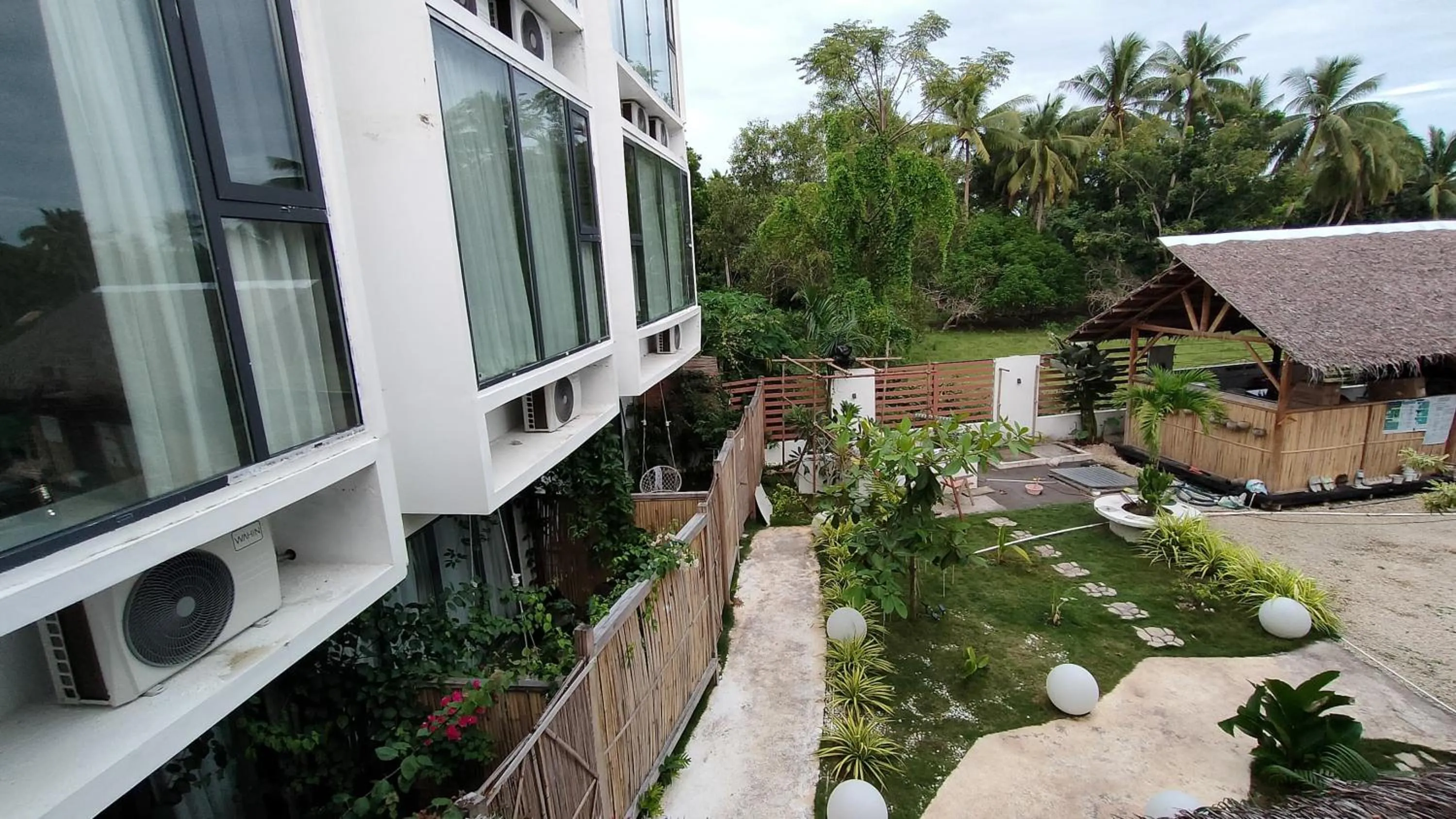 Garden in Diving Addiction Resort