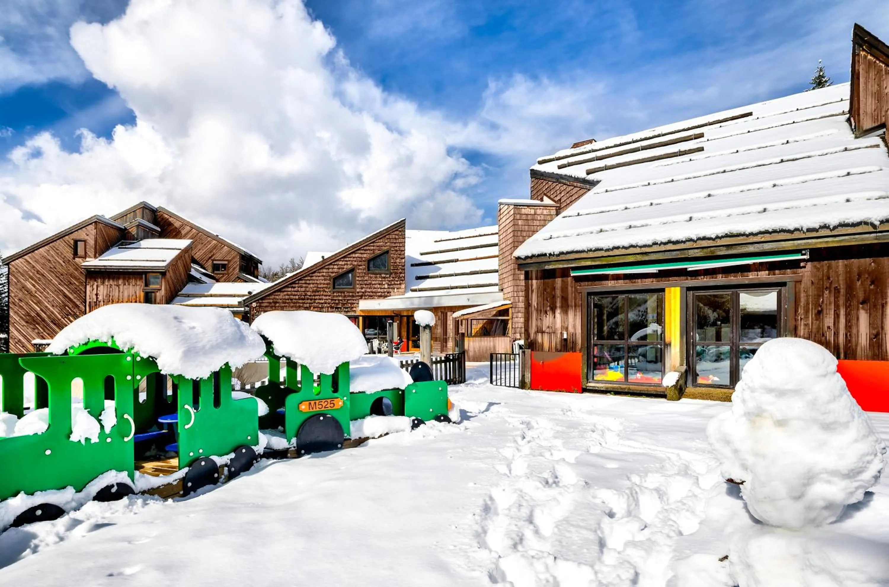 Property building in Village Club Les Tavaillons