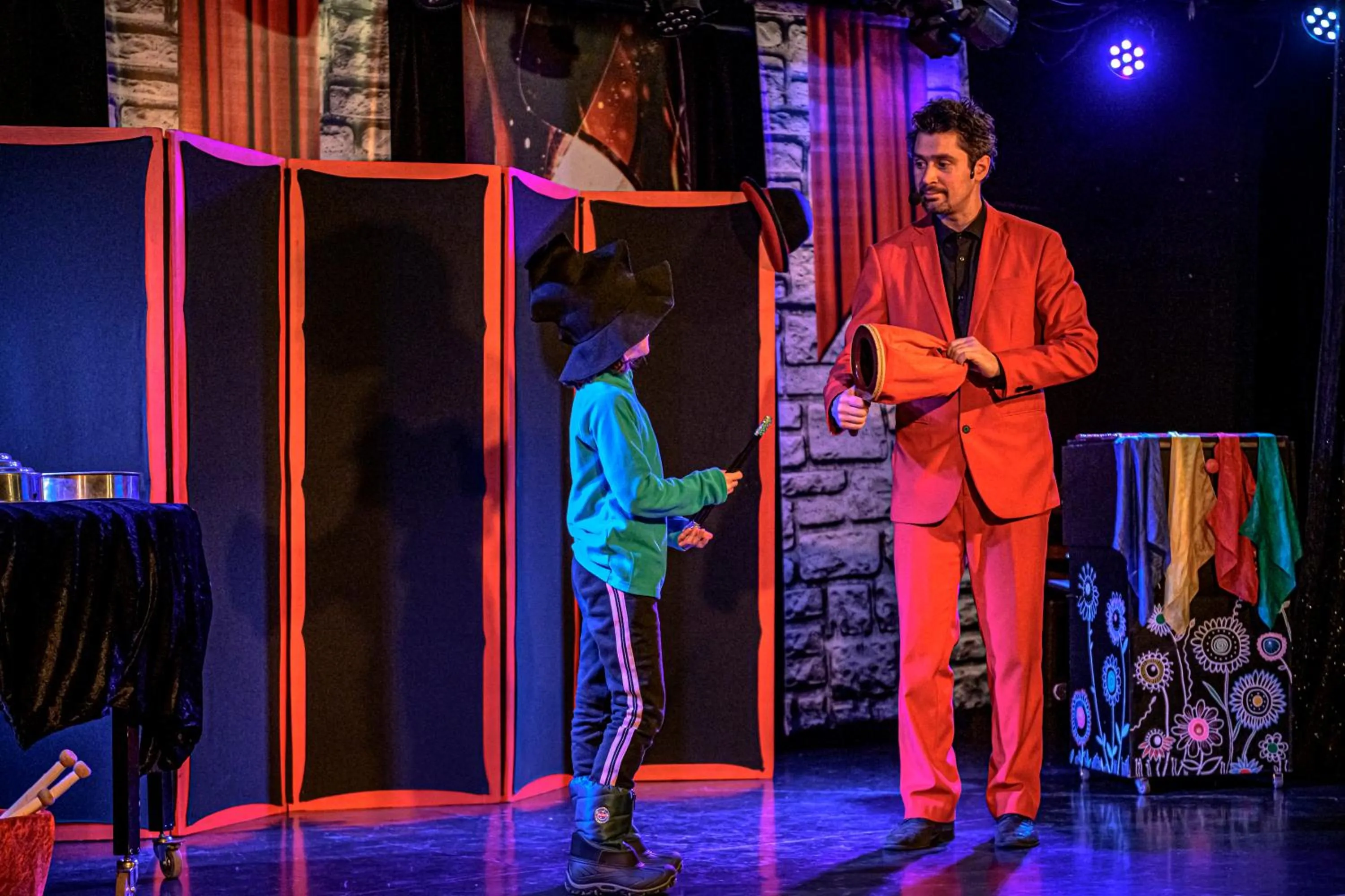 Evening entertainment in Village Club Les Tavaillons